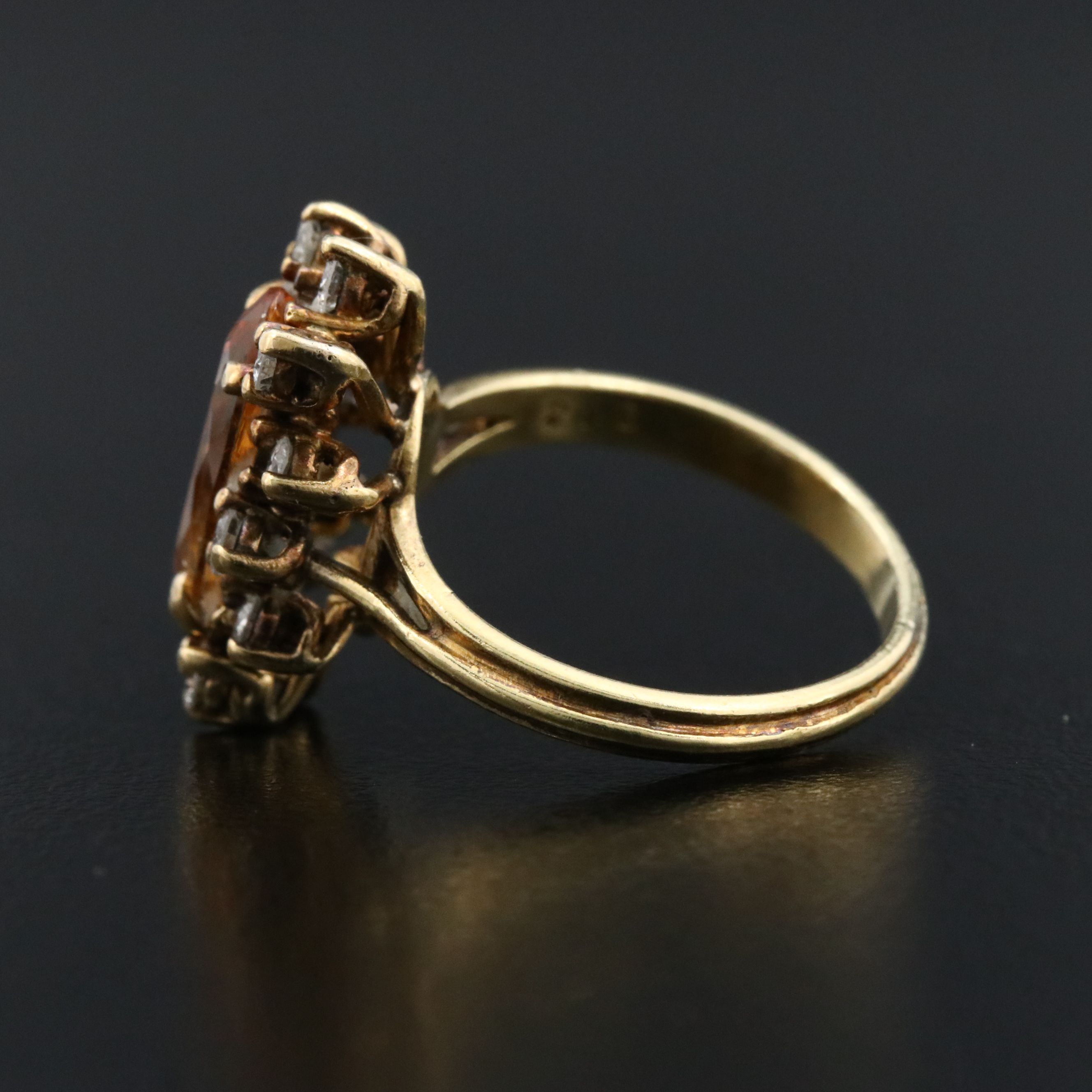 18K 1.86 CT Topaz and Diamond Ring with GIA Report
