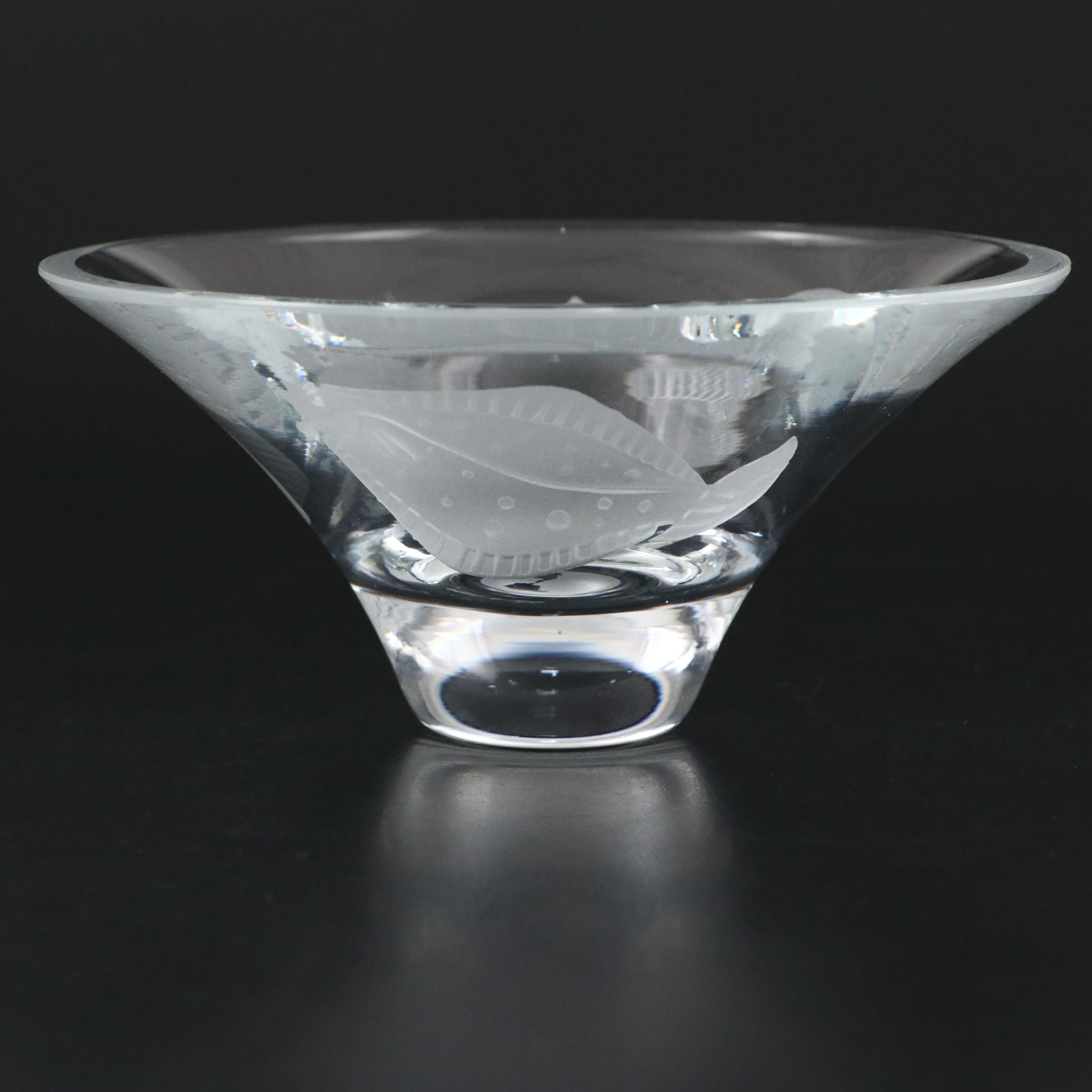 Lise Hoffman Art Glass Fish Motif Bowl, 2000