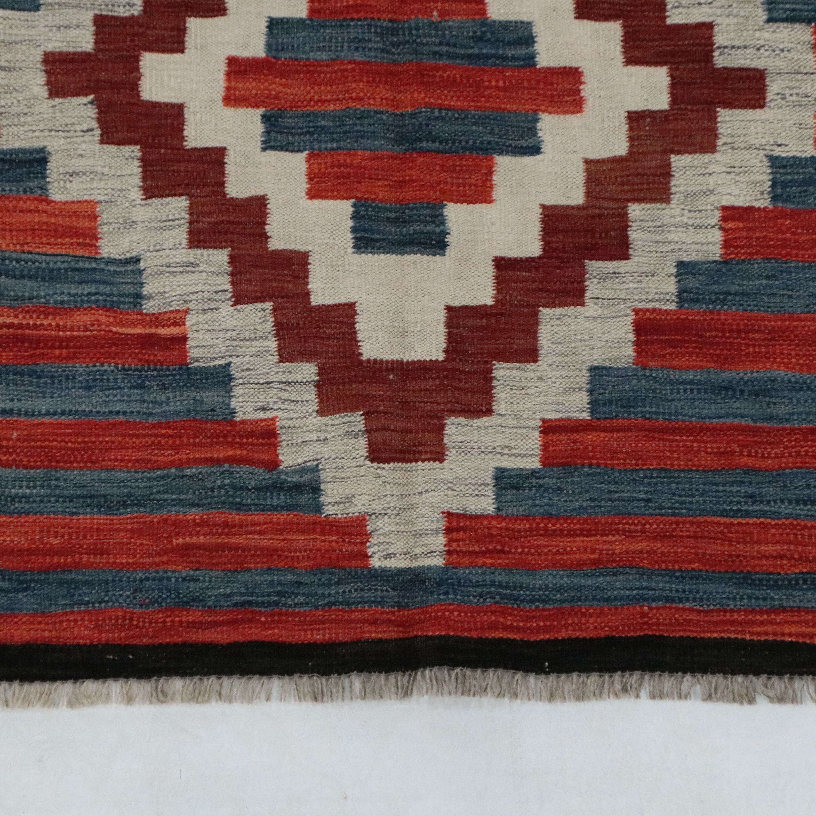 8'2 x 9'11 Handwoven Pakistani Geometric Modern Kilim Area Rug