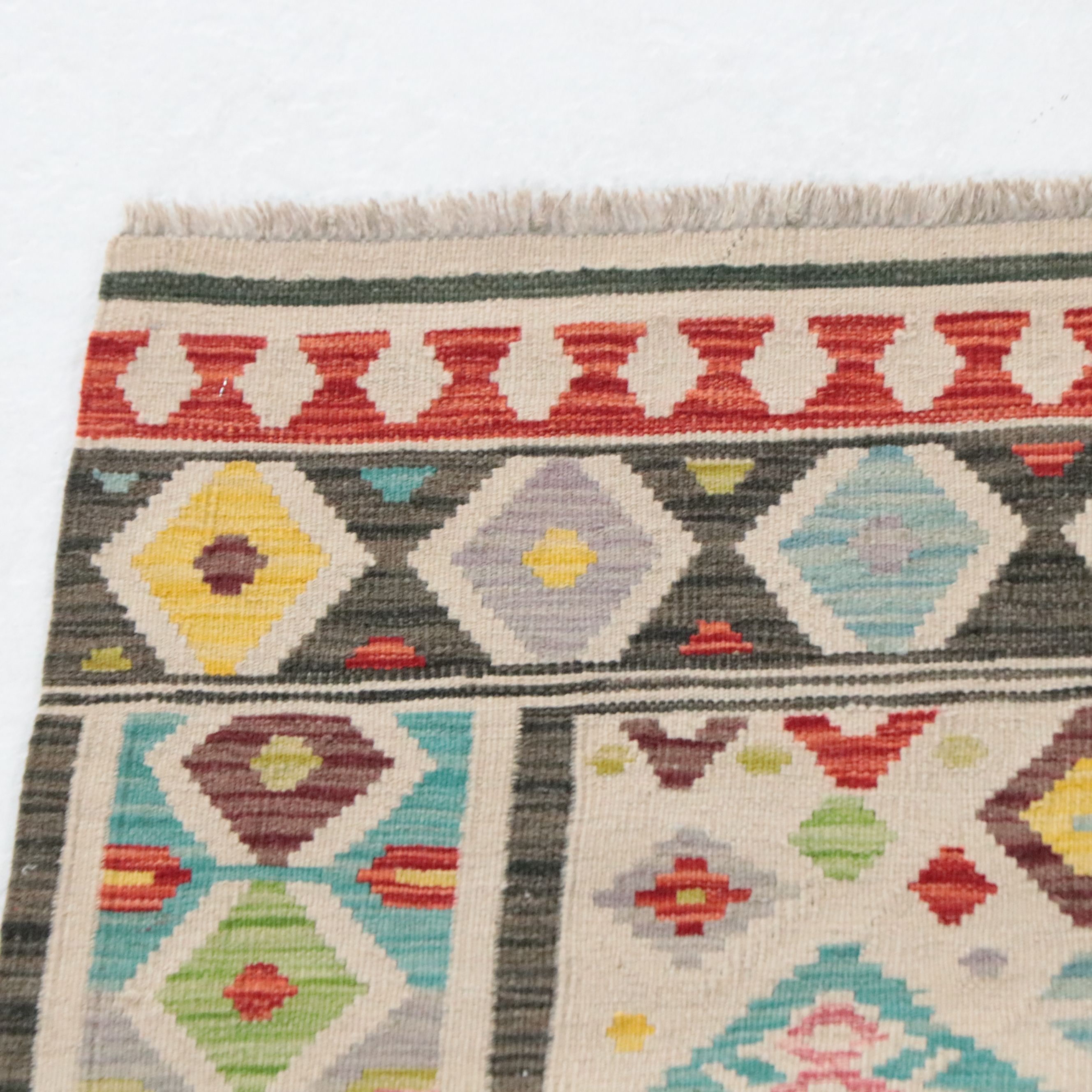 6'1 x 7'7 Handwoven Pakistani Pictorial Kilim Area Rug