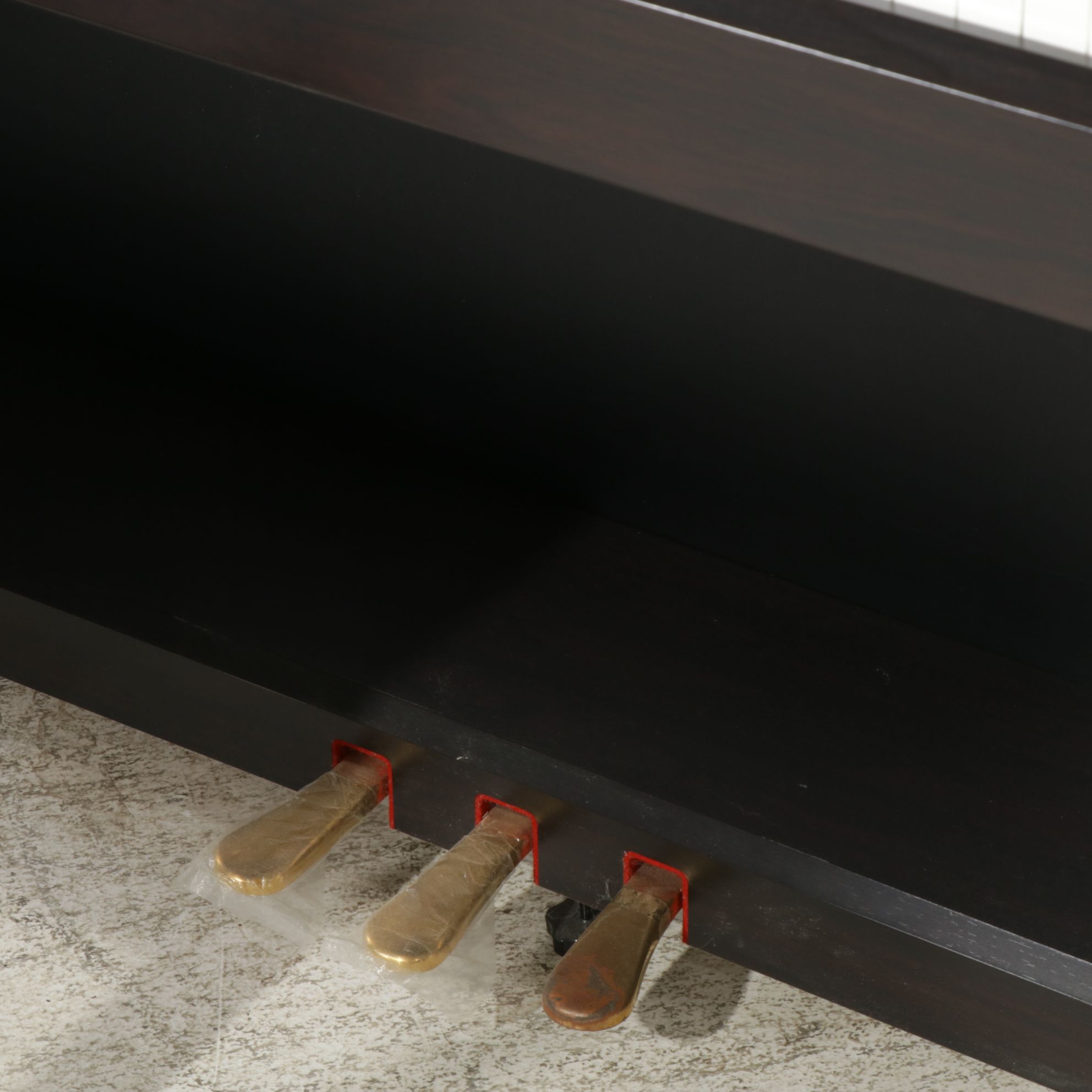 Yamaha "Arius" YDP-181 Digital Piano and Bench, 2010