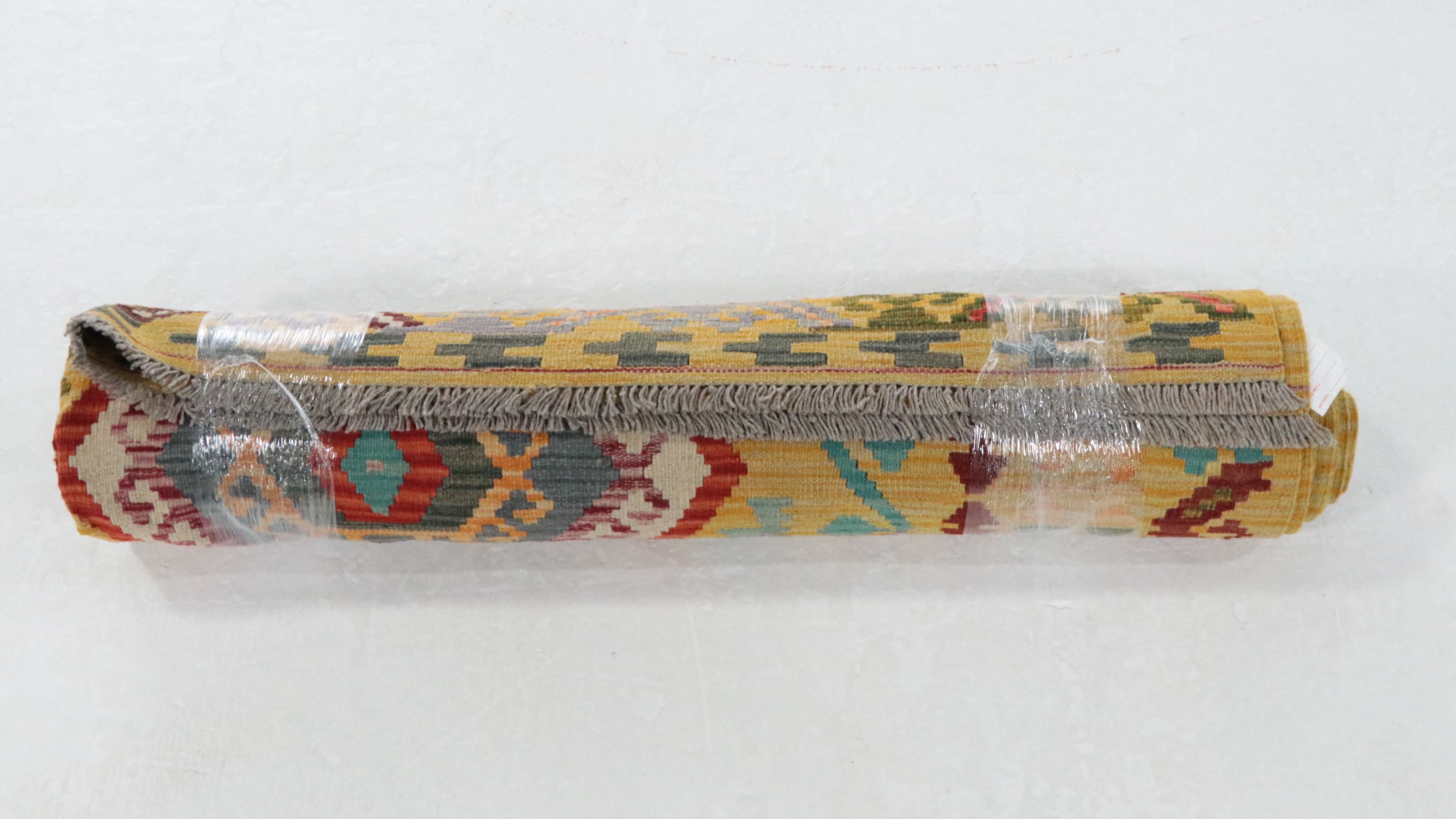 6'6 x 10' Handwoven Pakistani Kilim Area Rug