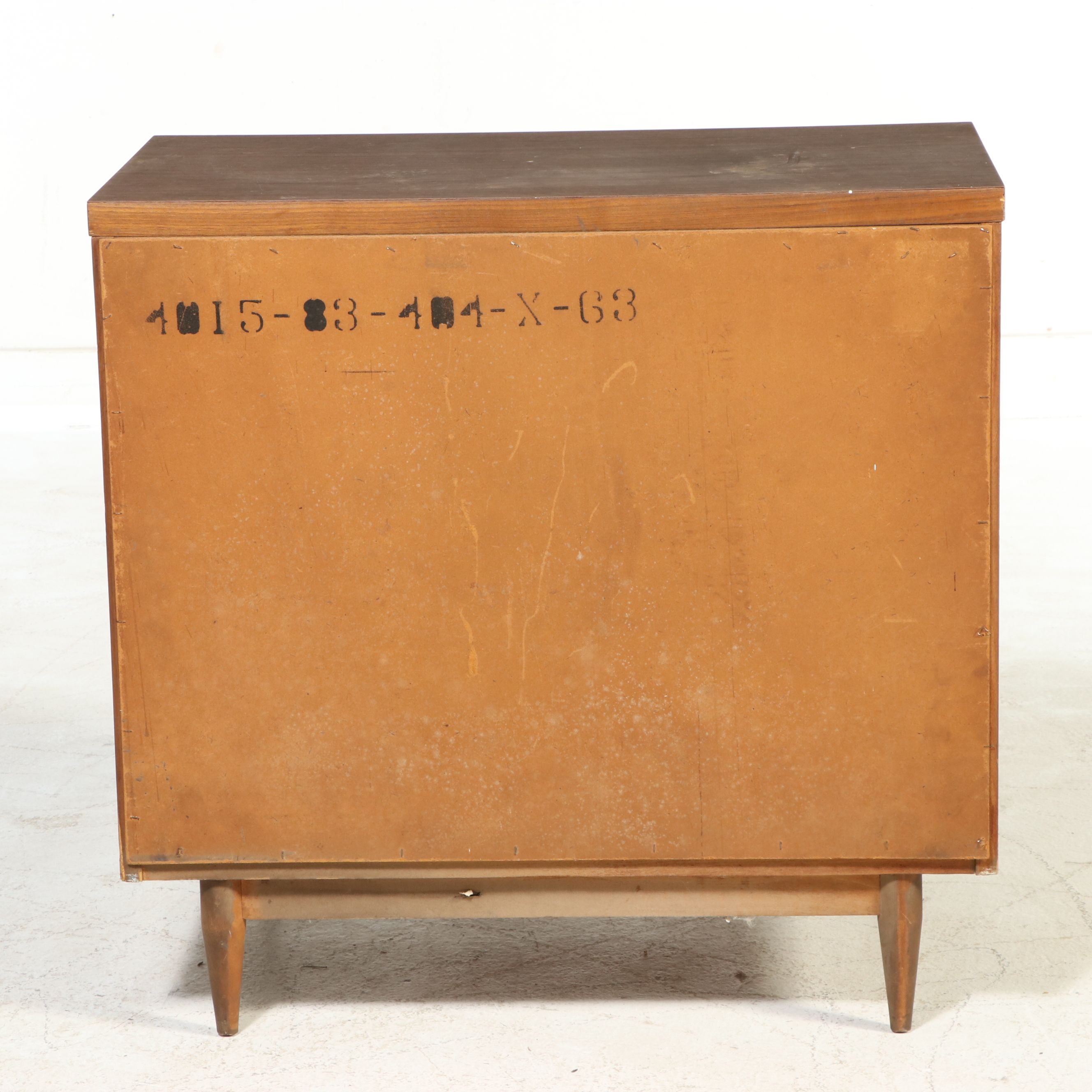 Mid Century Modern Three Drawer Chest, Mid-20th Century