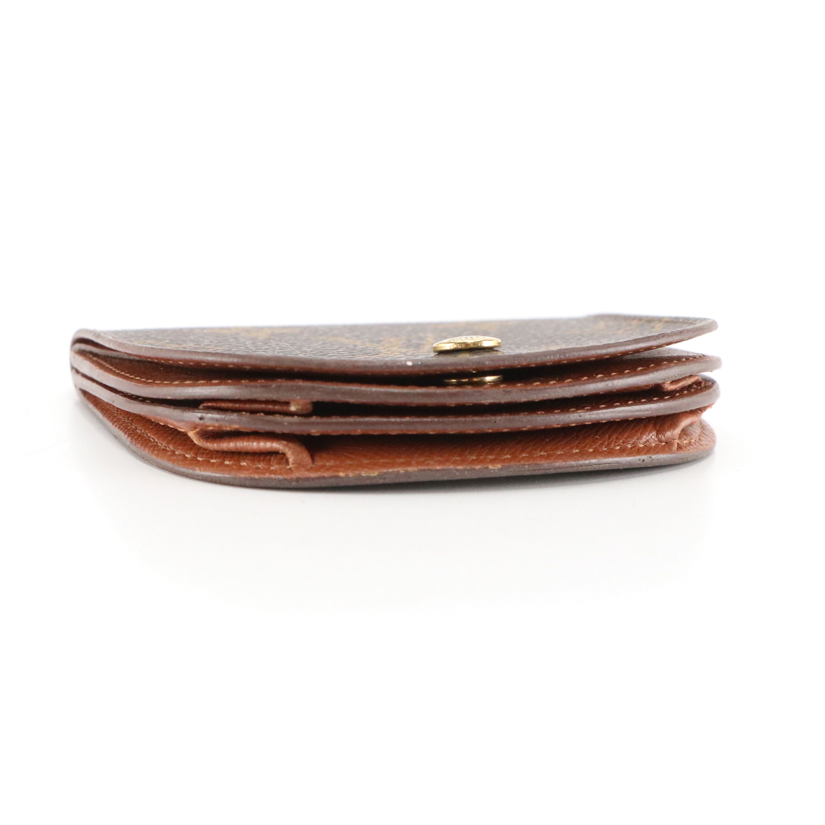Louis Vuitton Porte-Monnaie Gousset in Monogram Canvas