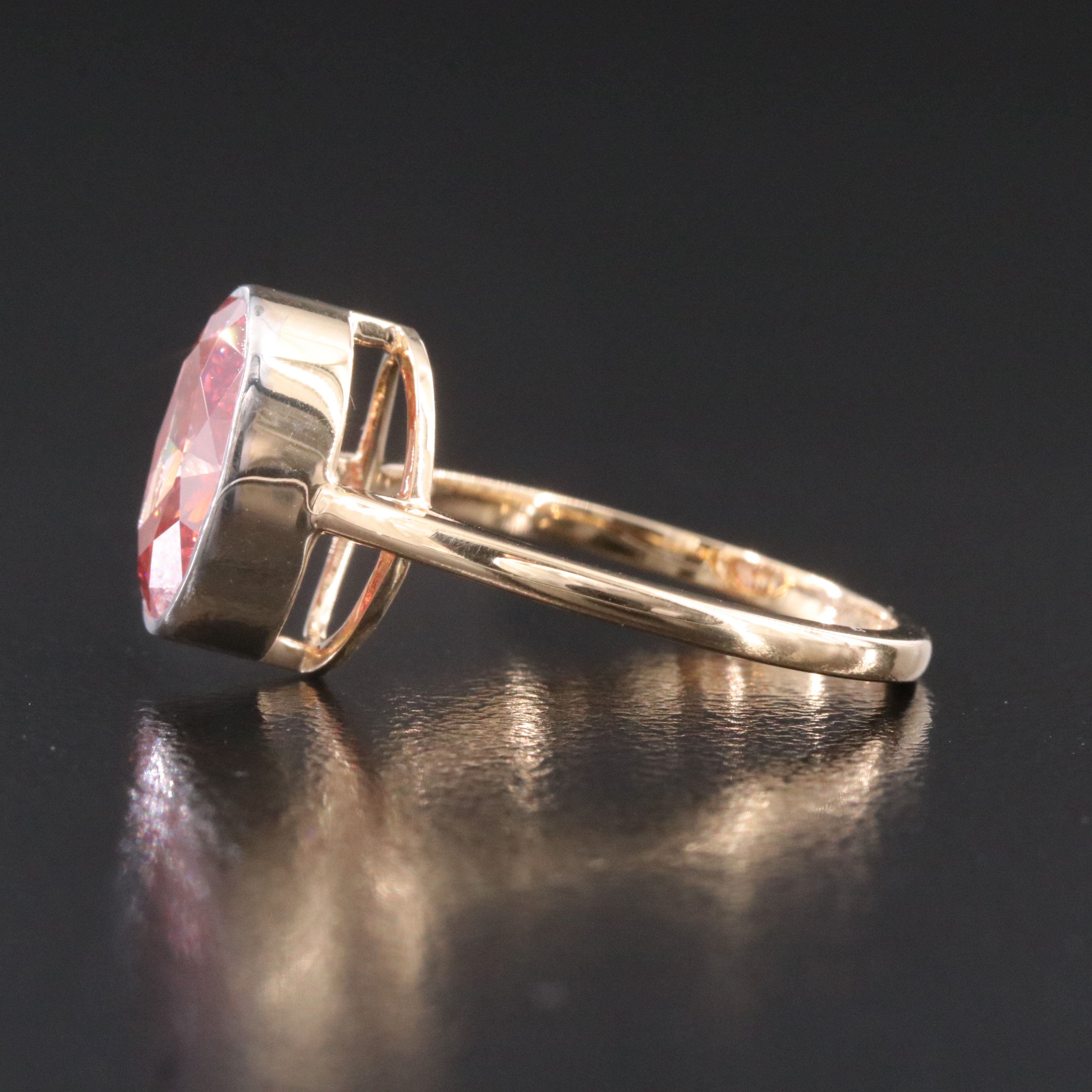 18K 3.08 CT Fancy Vivid Pink Lab Grown Diamond Ring with IGI Report