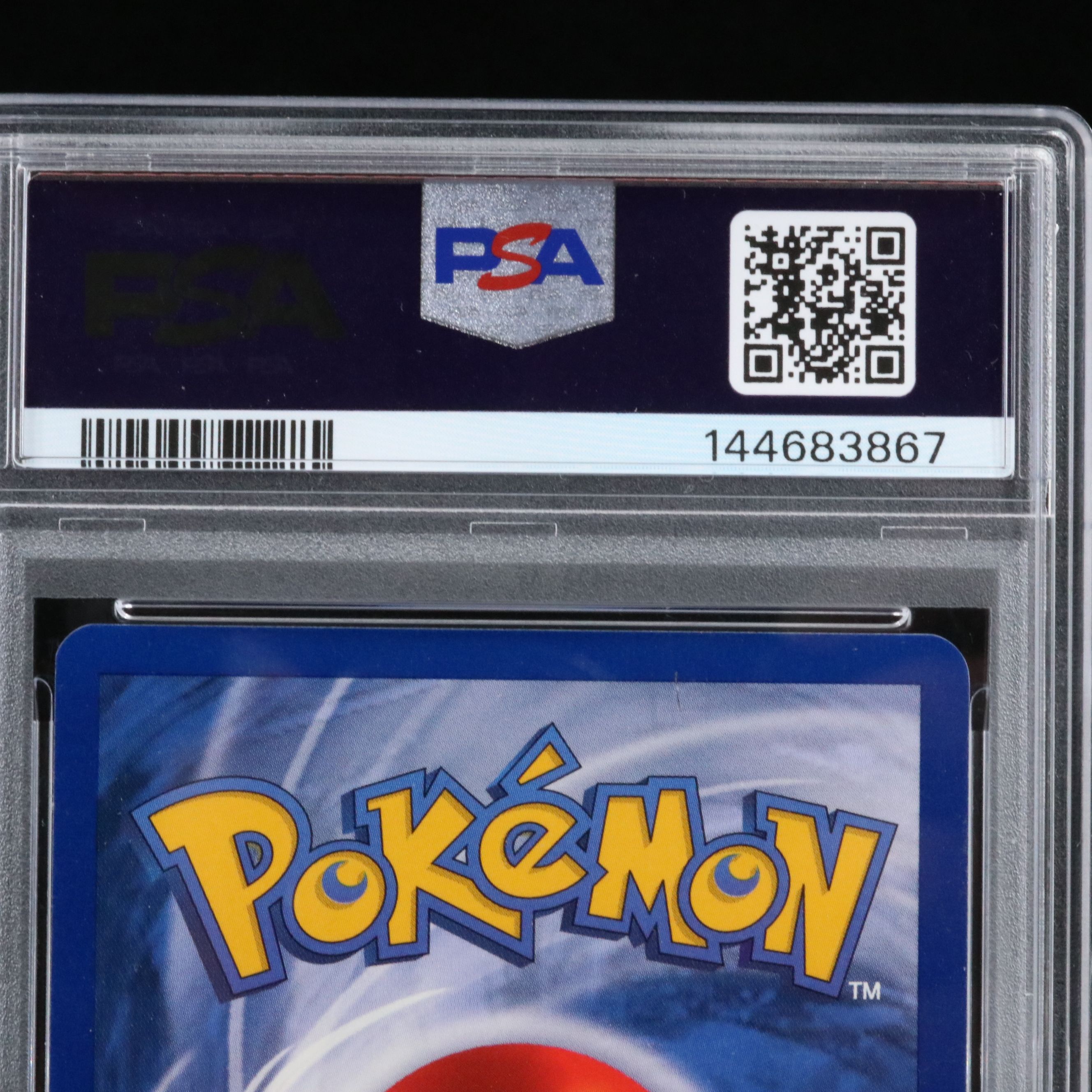 Fossil Set Muk Holographic Pokémon Card Graded PSA 8