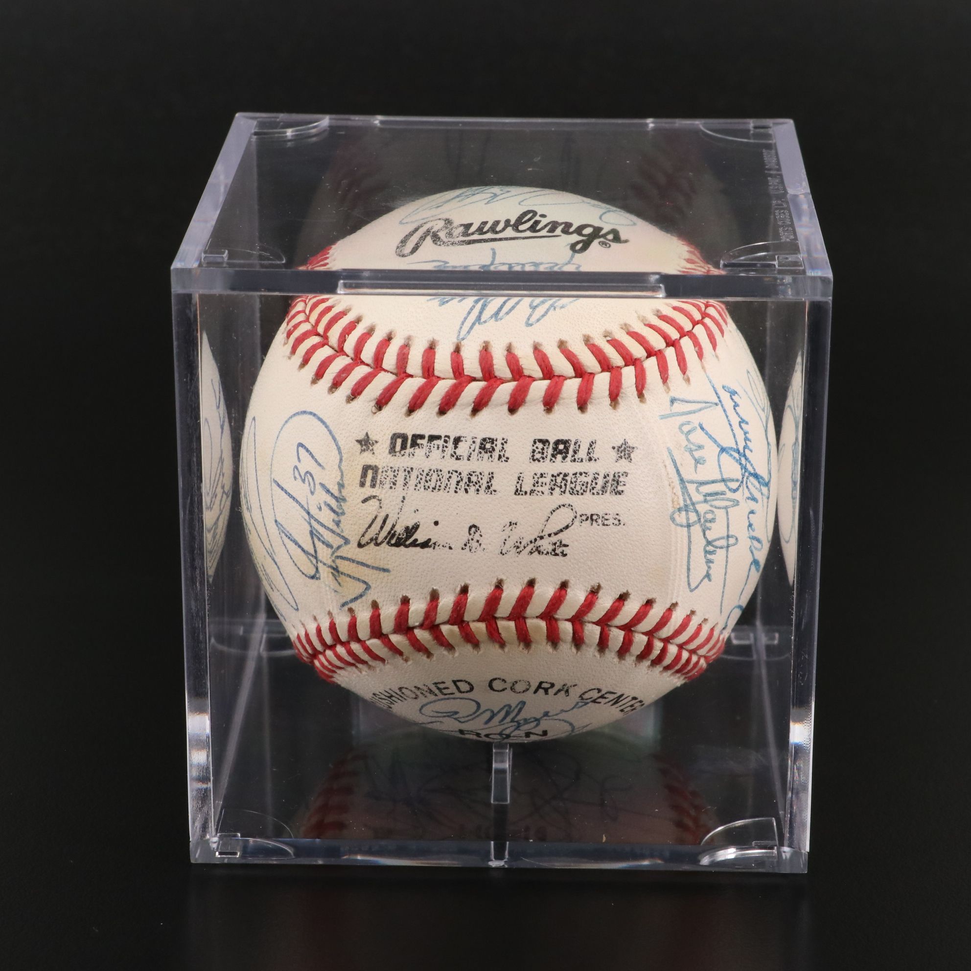 1993 Chicago Cubs Team Signed Baseball Featuring Ryne Sandberg and Mark Grace