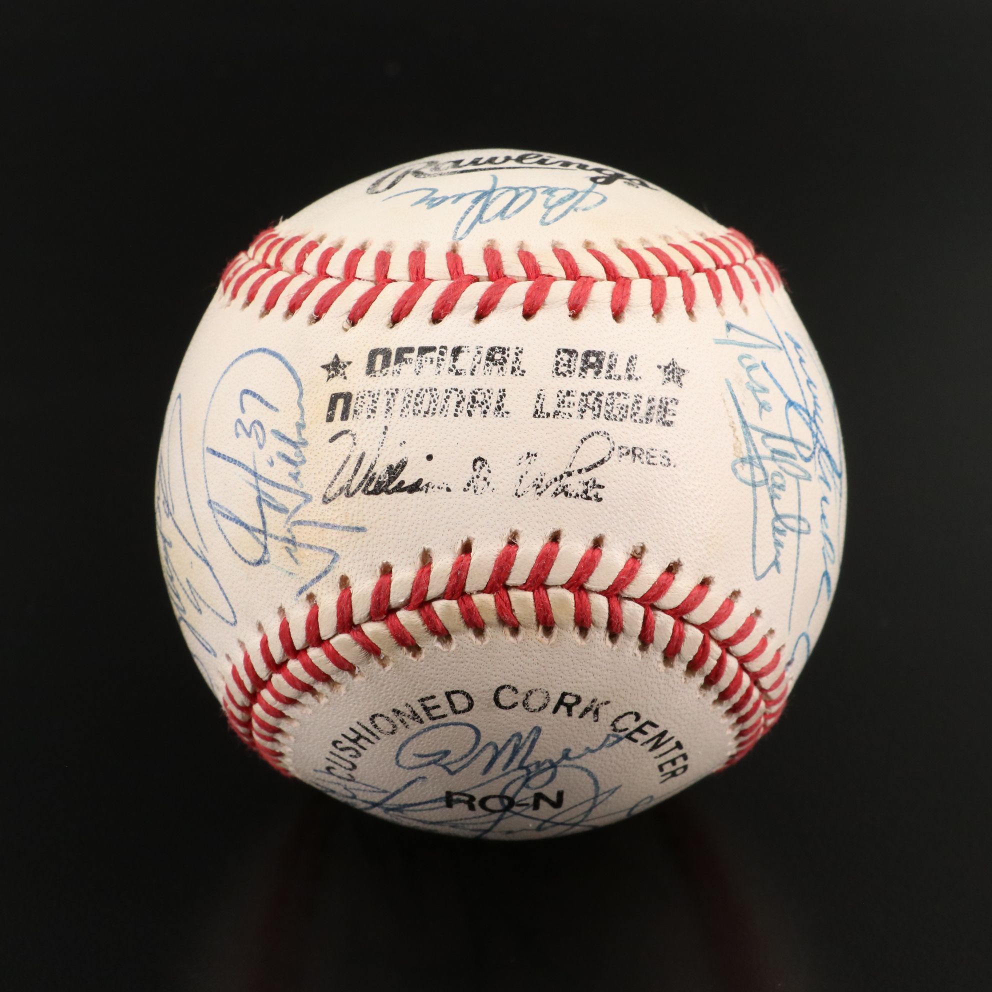 1993 Chicago Cubs Team Signed Baseball Featuring Ryne Sandberg and Mark Grace