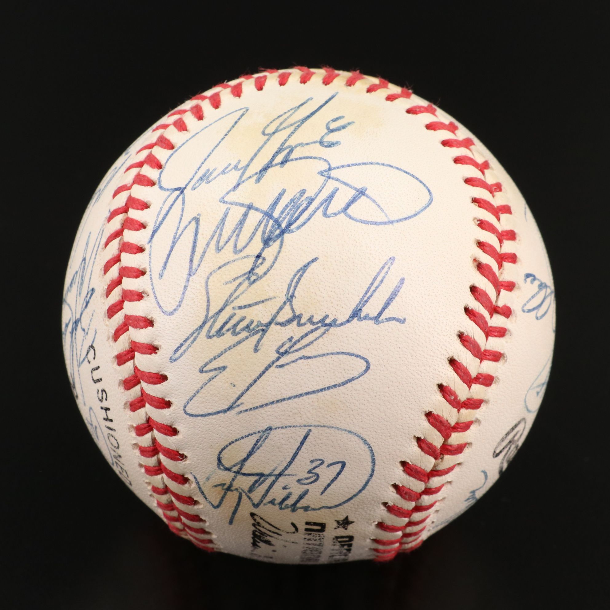 1993 Chicago Cubs Team Signed Baseball Featuring Ryne Sandberg and Mark Grace
