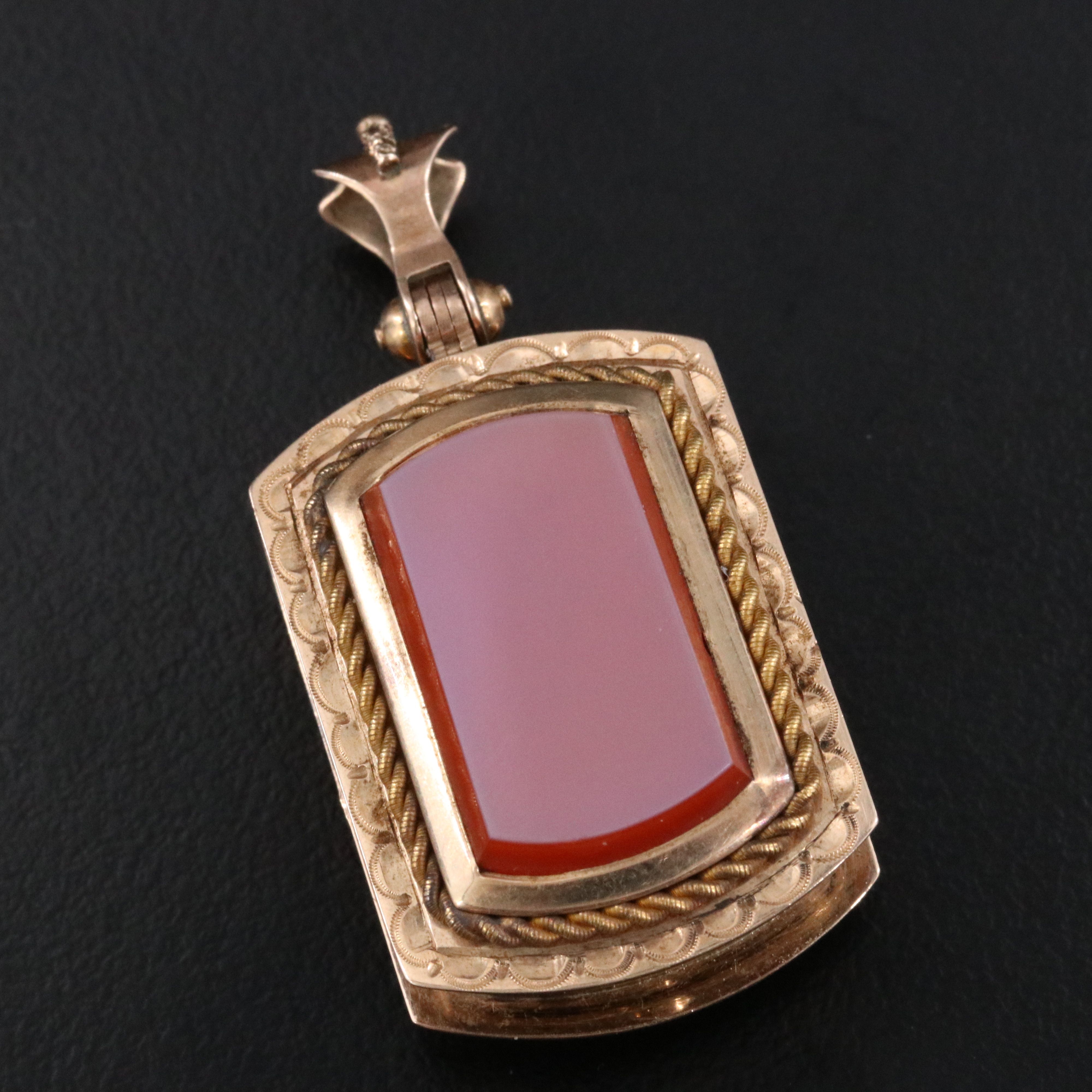 Victorian Green Onyx & Carnelian Reversible Photo Locket