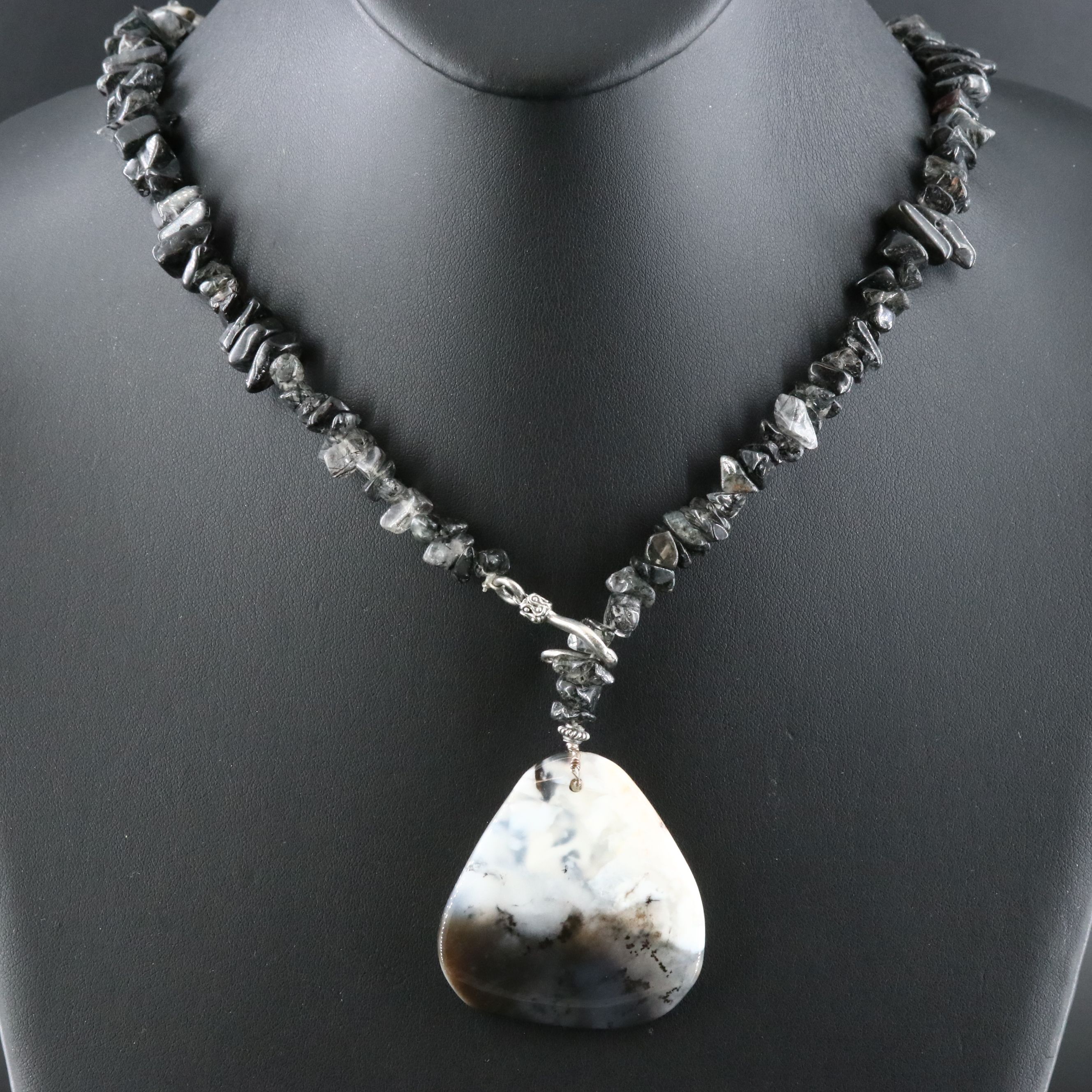Agate and Tourmalinated Quartz Lariat Necklace