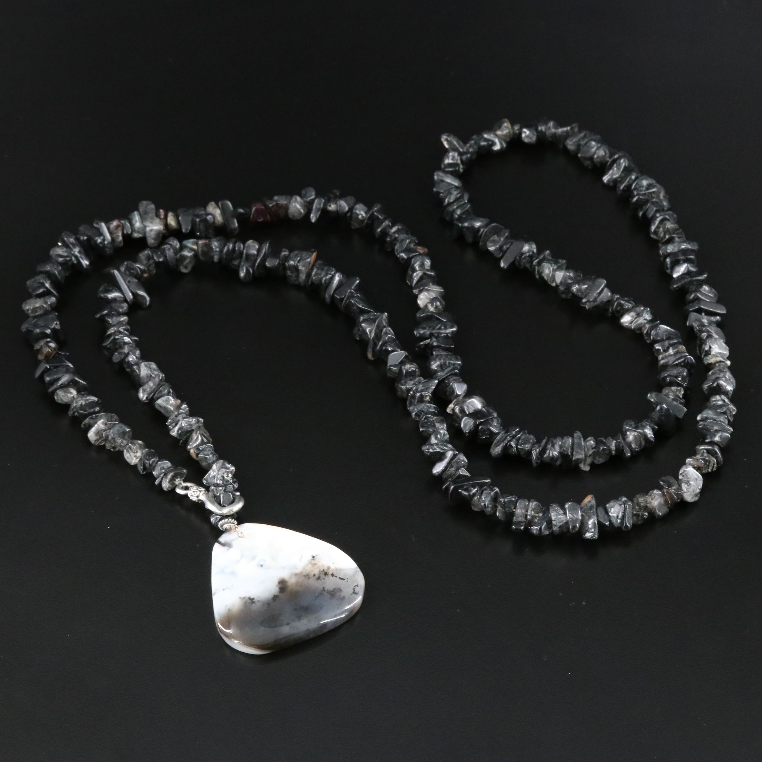 Agate and Tourmalinated Quartz Lariat Necklace
