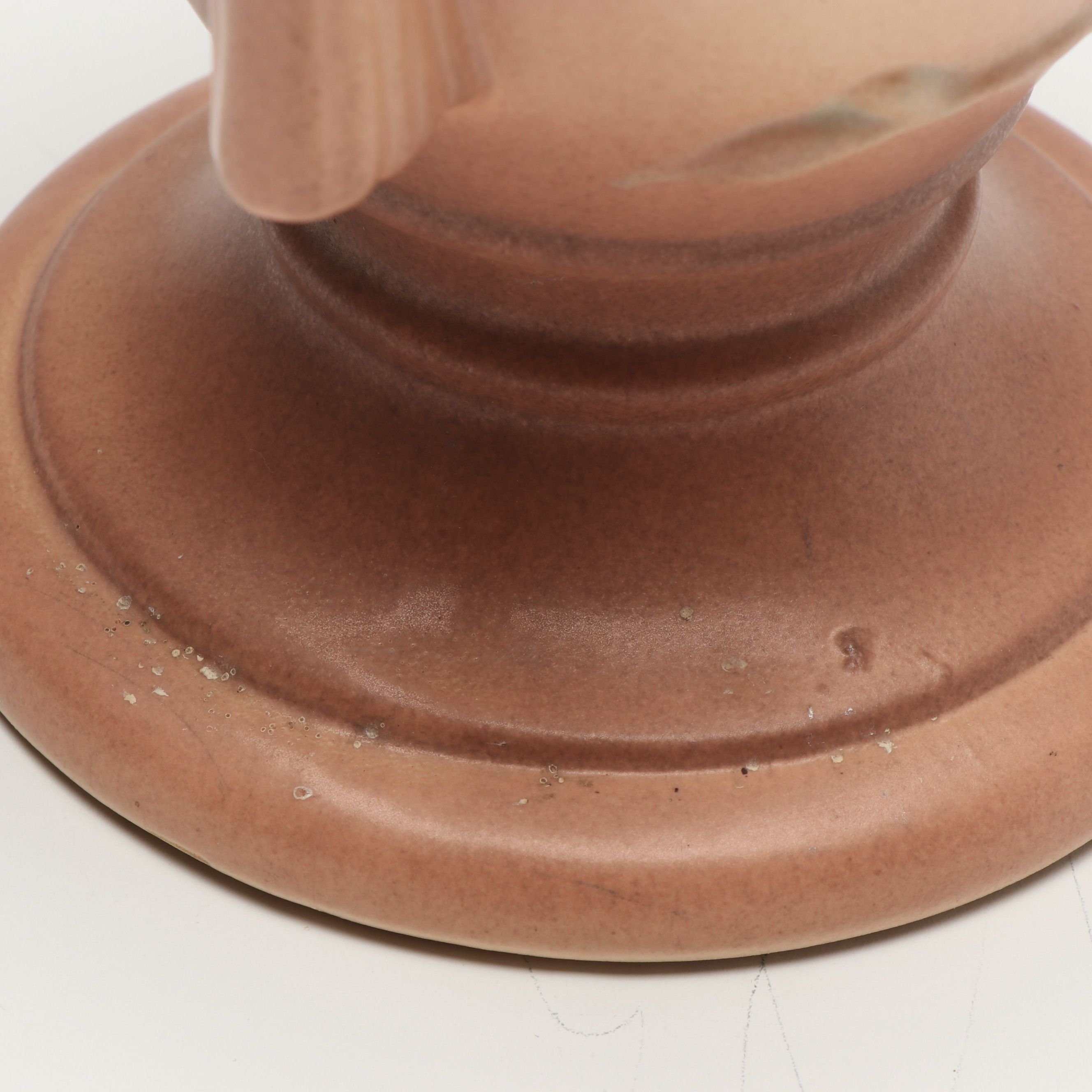 Hull Pottery "Magnolia" Ceramic Handled Vase, 1946-1947