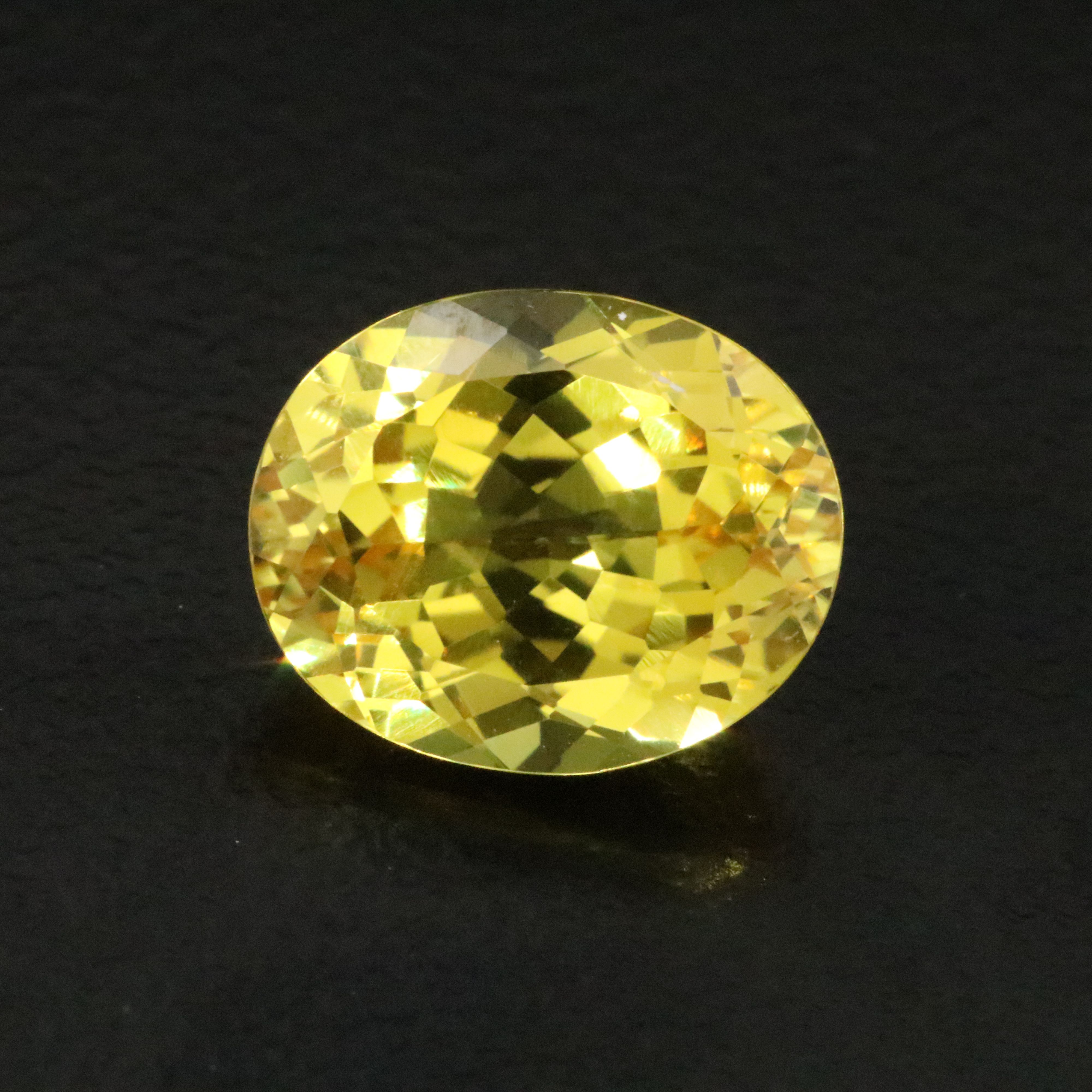 Loose 5.43 CT Lab Grown Yellow Sapphire