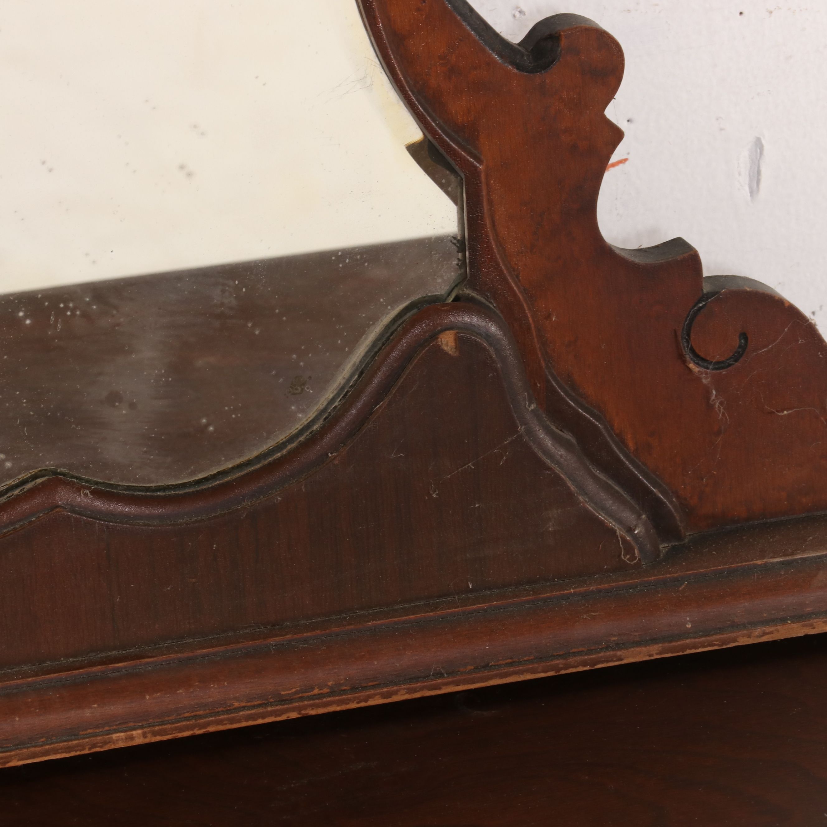 Sheraton Revival Inlaid Walnut Dresser with Mirror, Early 20th Century