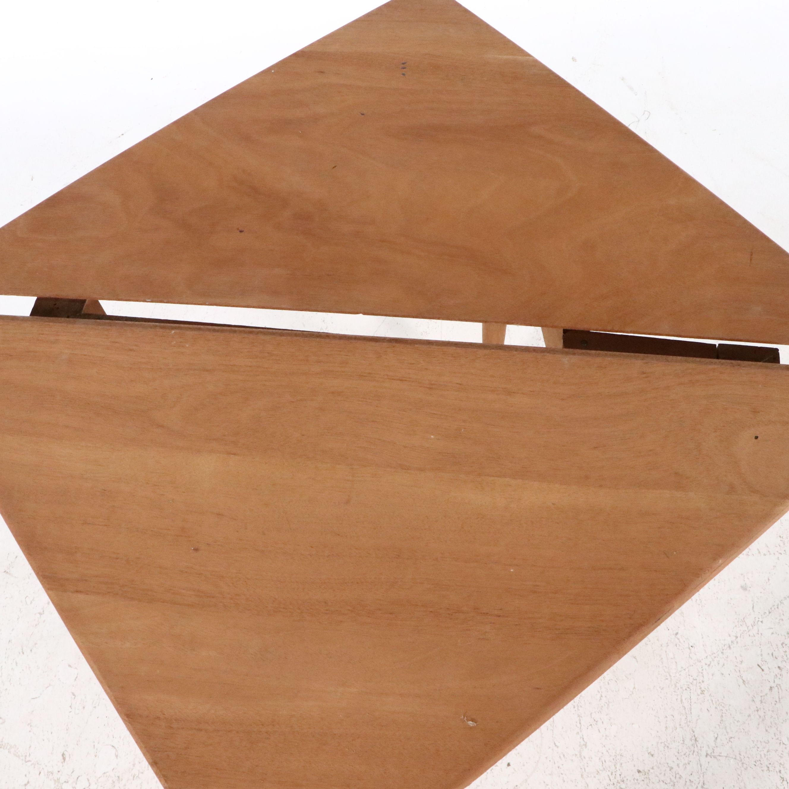 The Bartley Collection Greenfield Village Handkerchief Folding Games Table