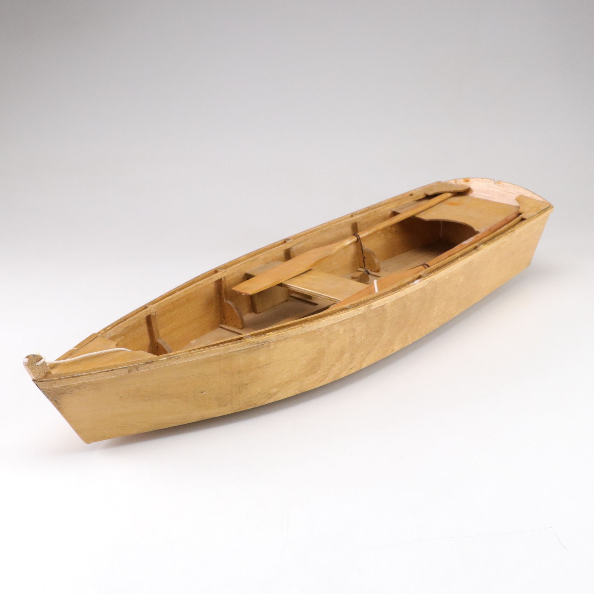 Battery Powered Speedboat Model with Other Boat Models