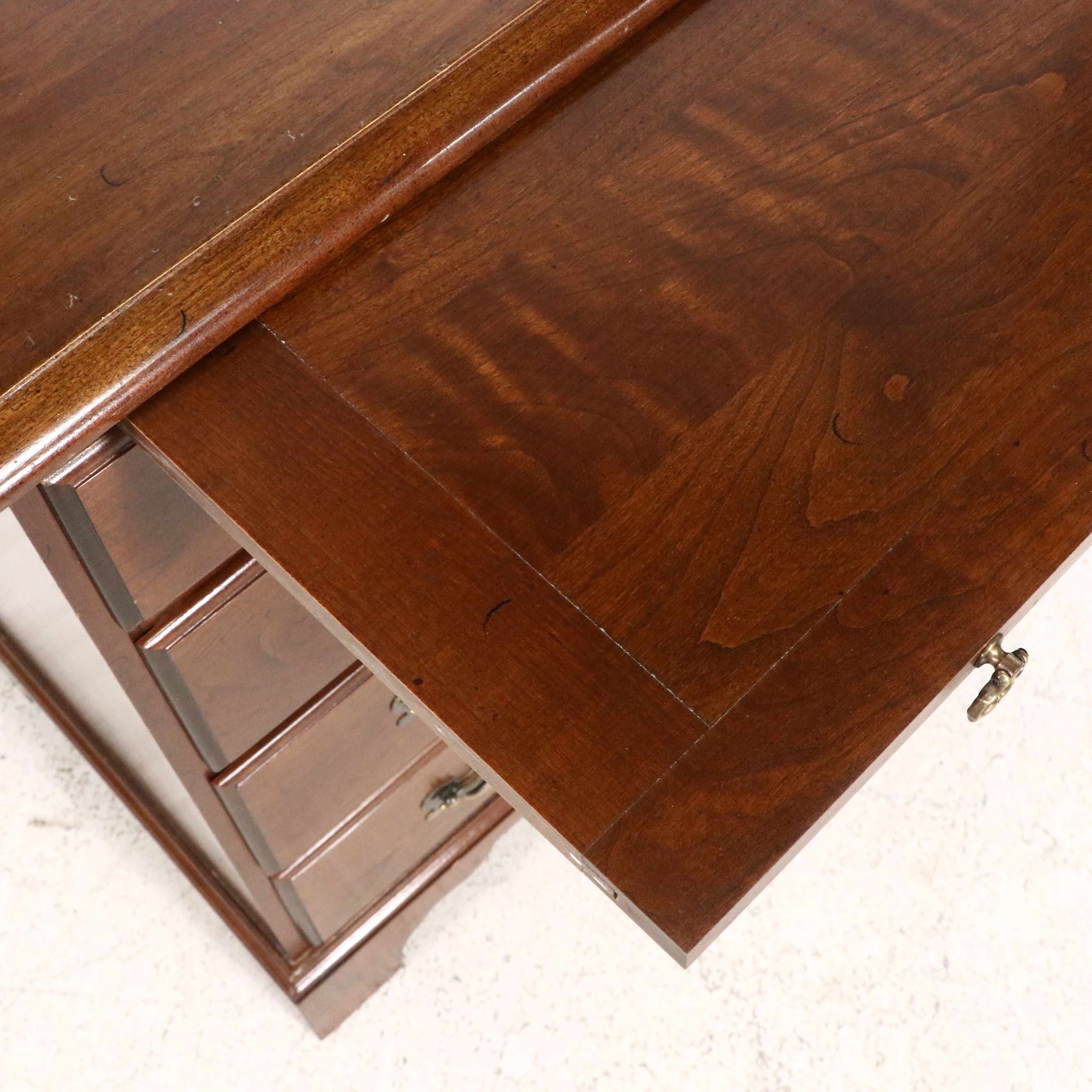 Chippendale Style Mahogany Bachelor's Chest of Drawers, Late 20th Century