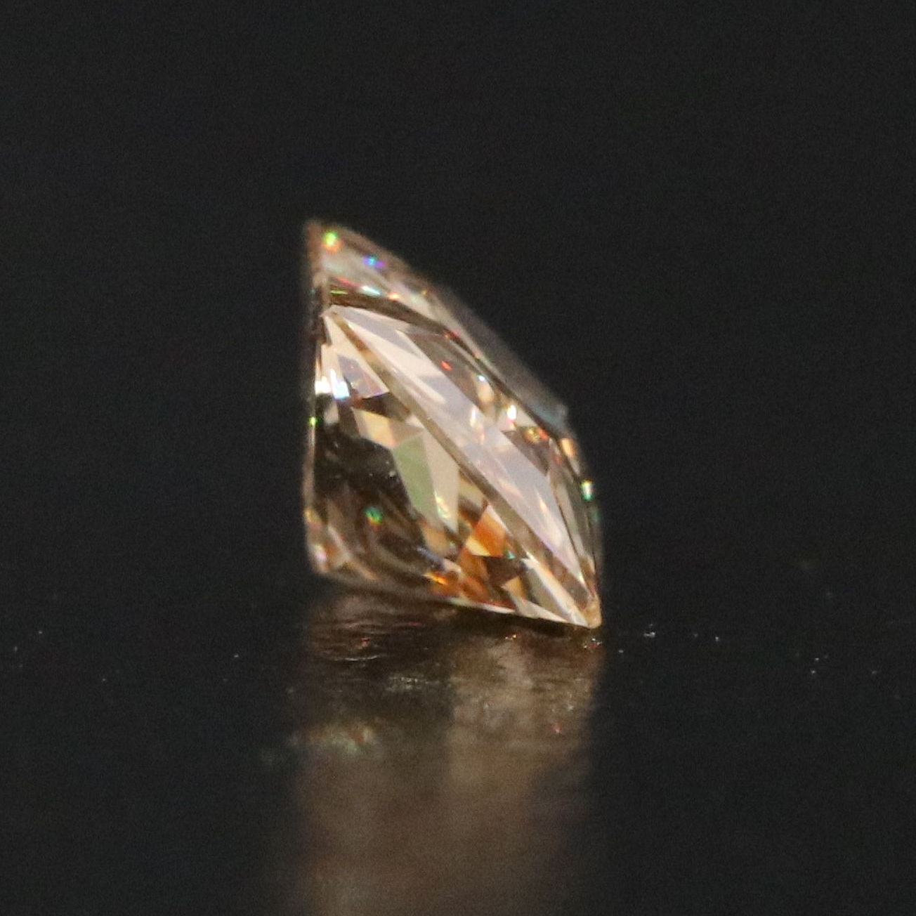 Loose 0.59 CT Fancy Brown-Yellow Diamond with GIA Report