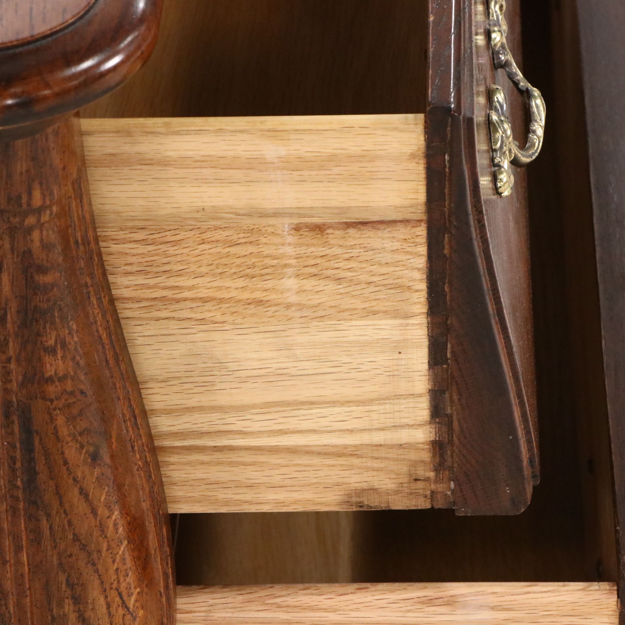 Hickory Furniture French Provincial Style Oak Cedar Chest, Late 20th Century