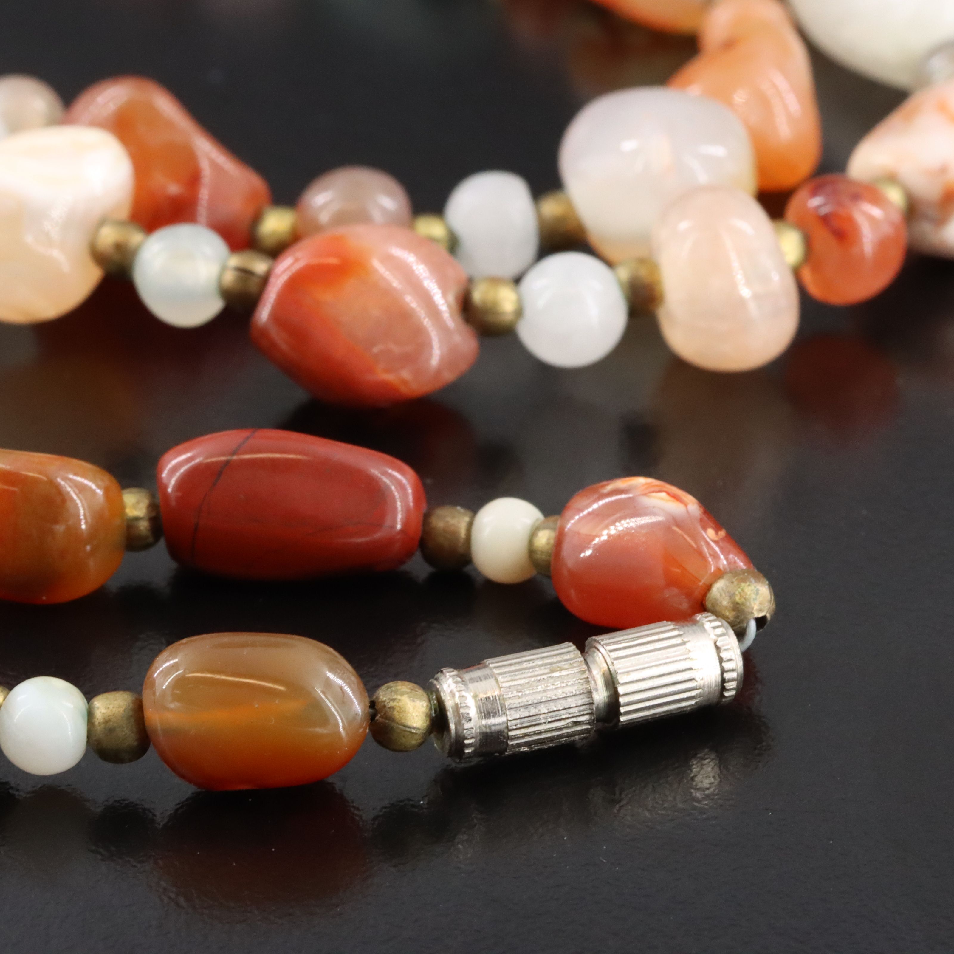 Polished Carnelian and Agate Bead Necklace