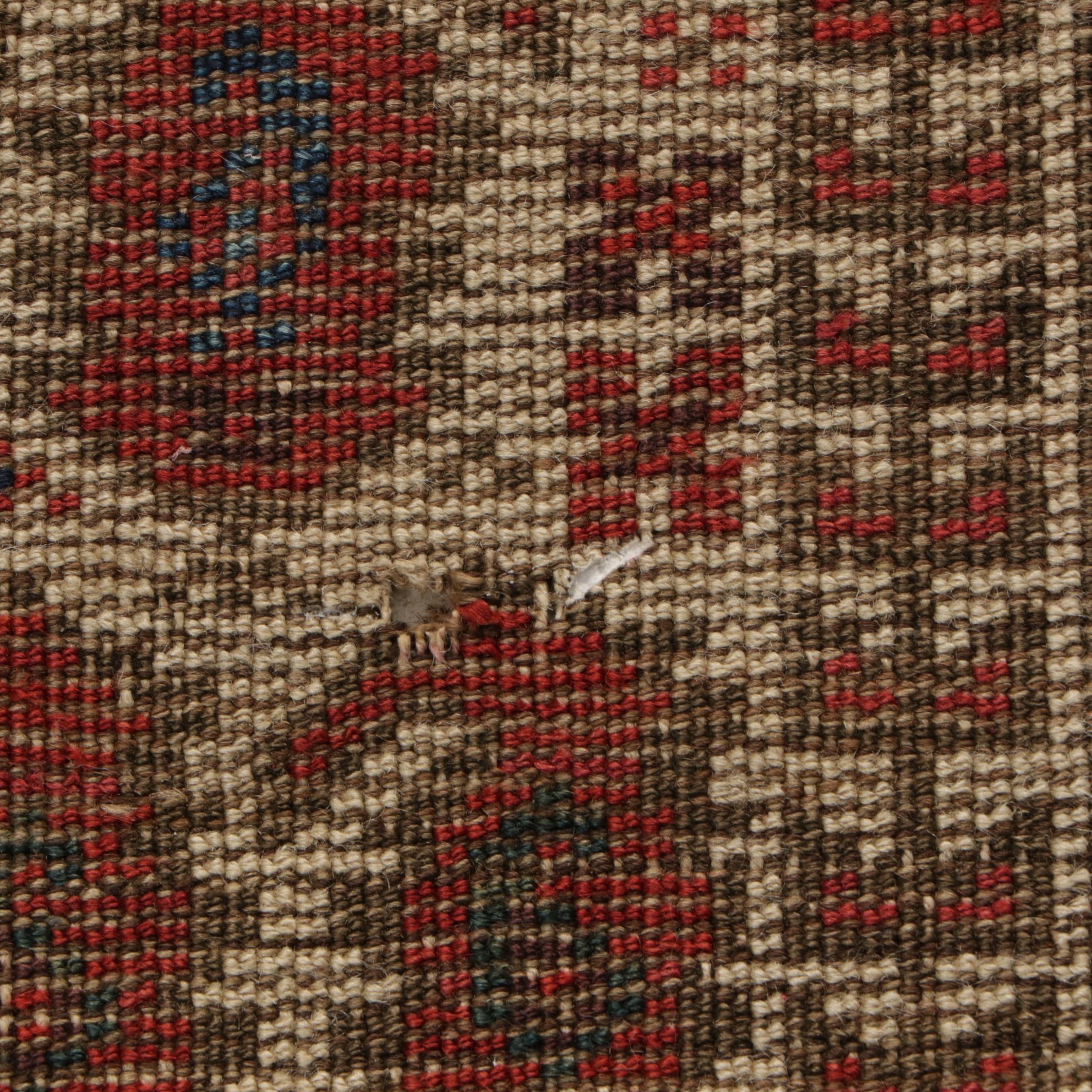 2'10 x 4'8 Hand-Knotted Persian Seraband Accent Rug