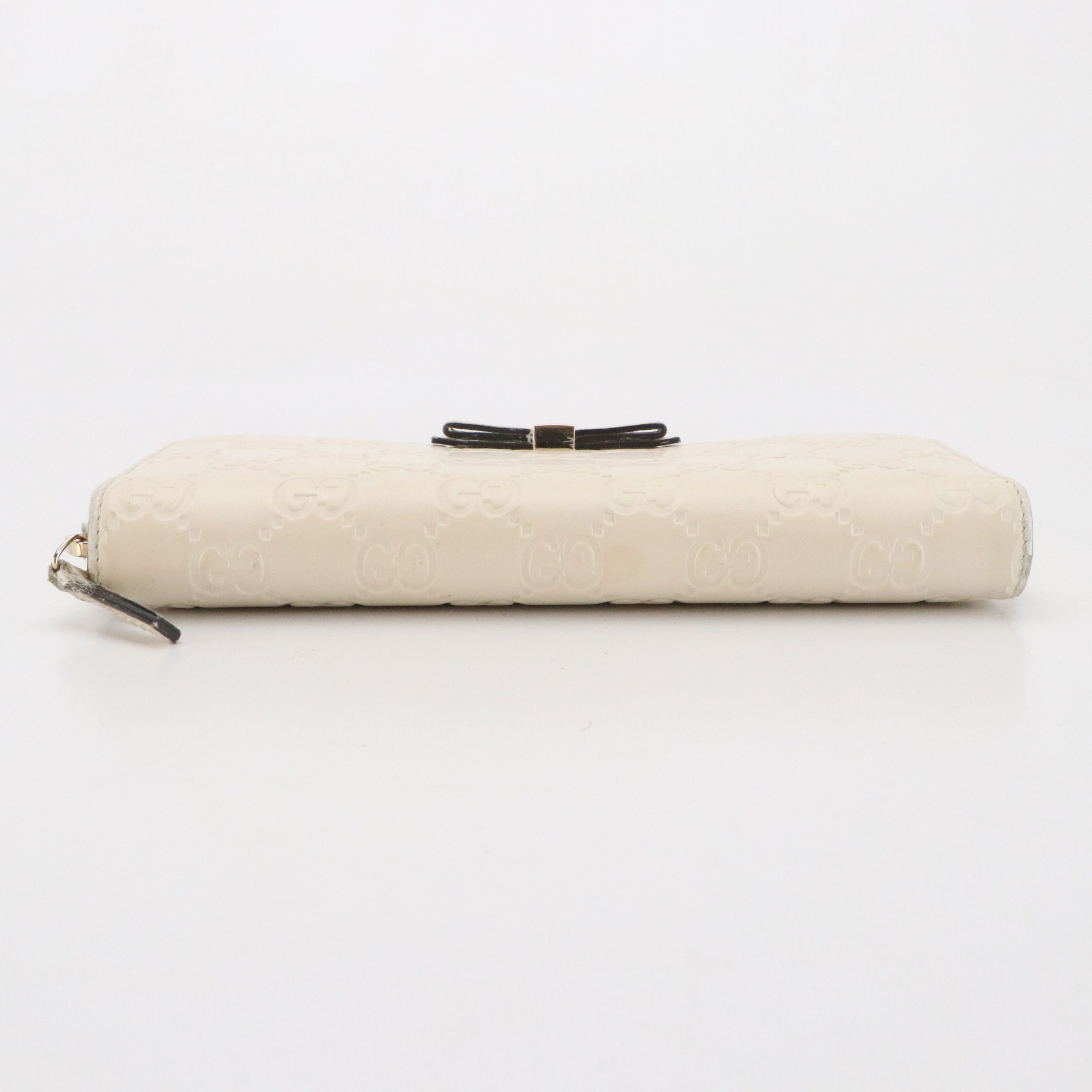 Gucci Zip Around Bow Wallet in White Guccissima Calfskin Leather