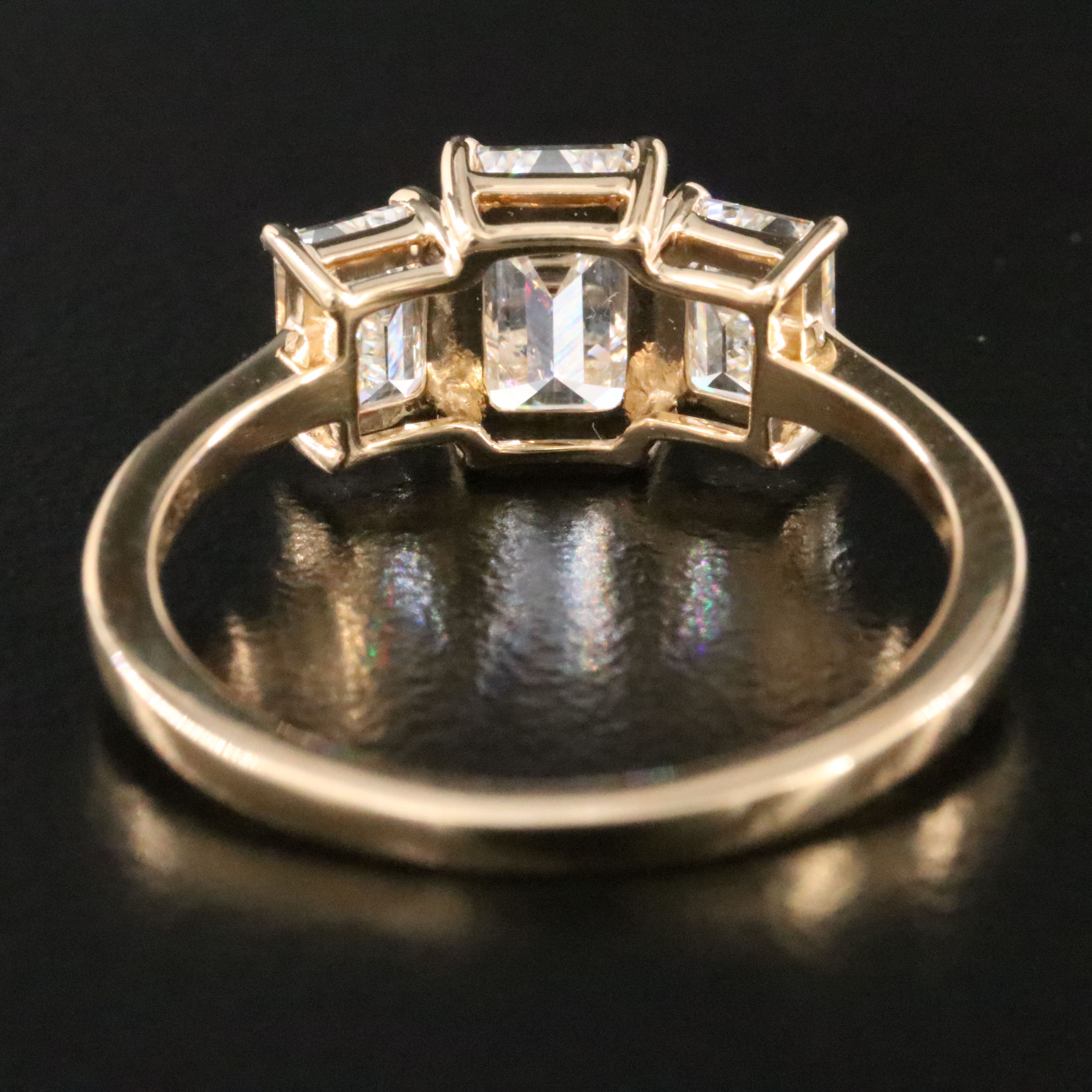 18K 1.83 CTW Diamond Ring with GIA Reports