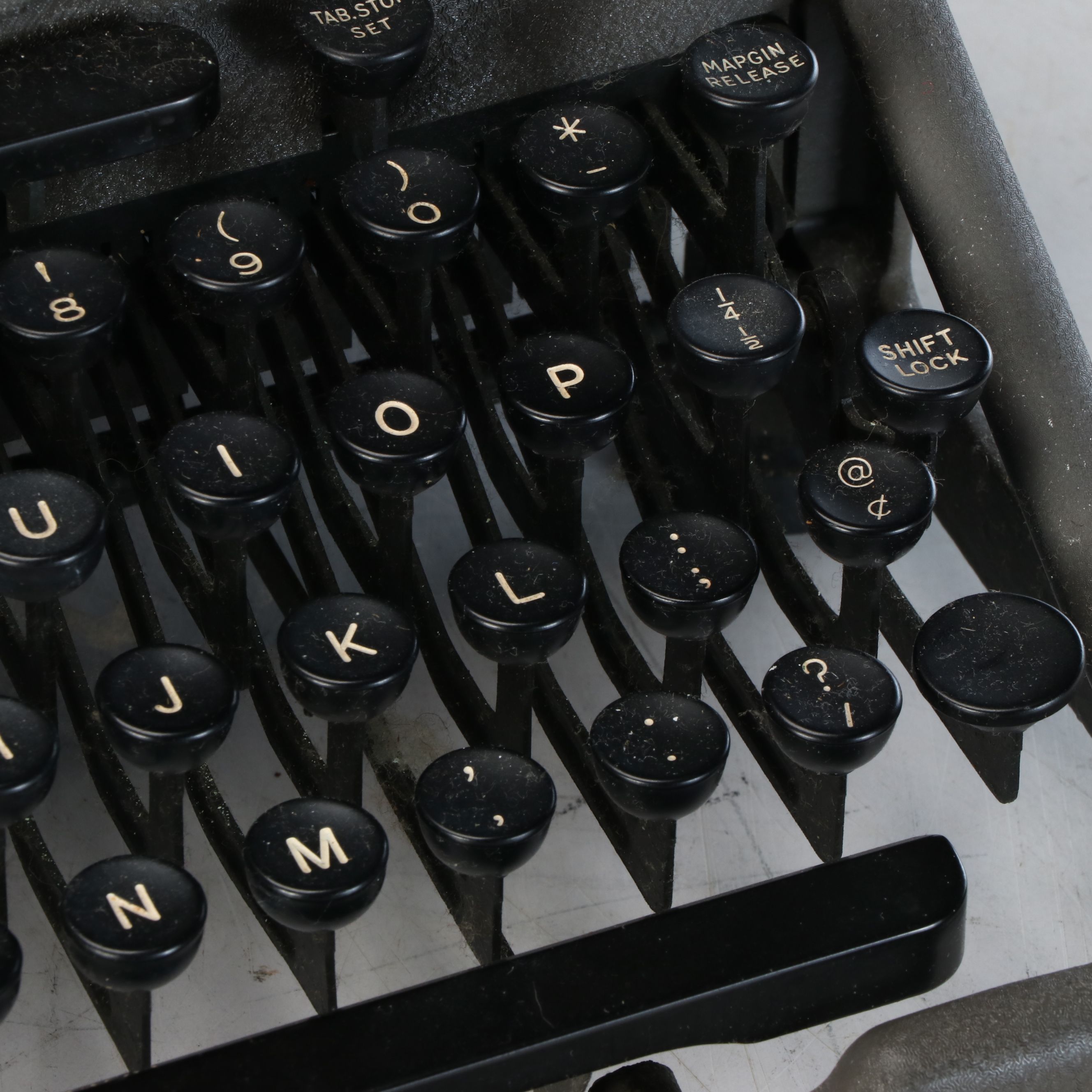 Underwood Finger Flite Champion Typewriter
