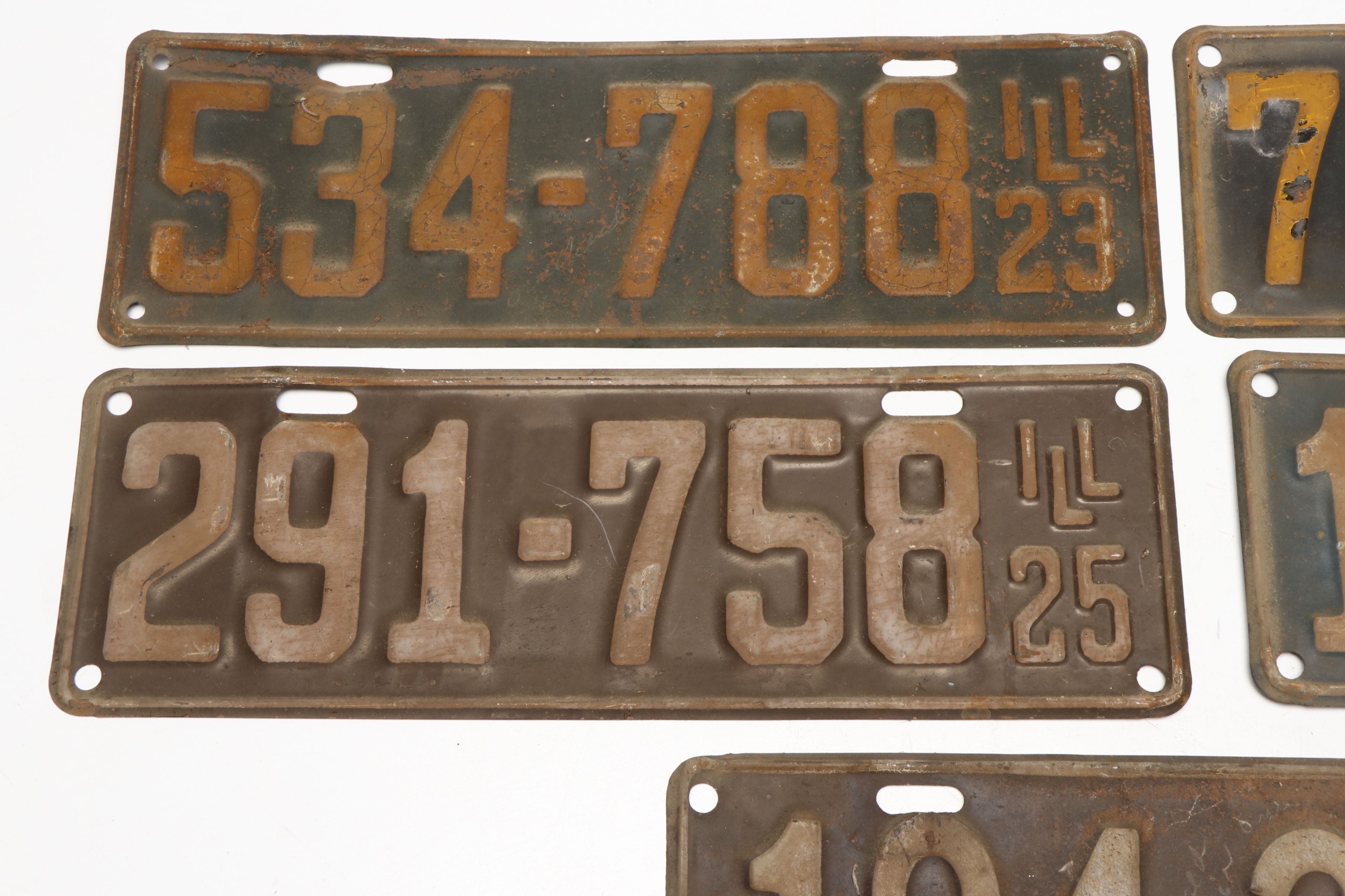 1920s Illinois License Plates with Coolidge Sign
