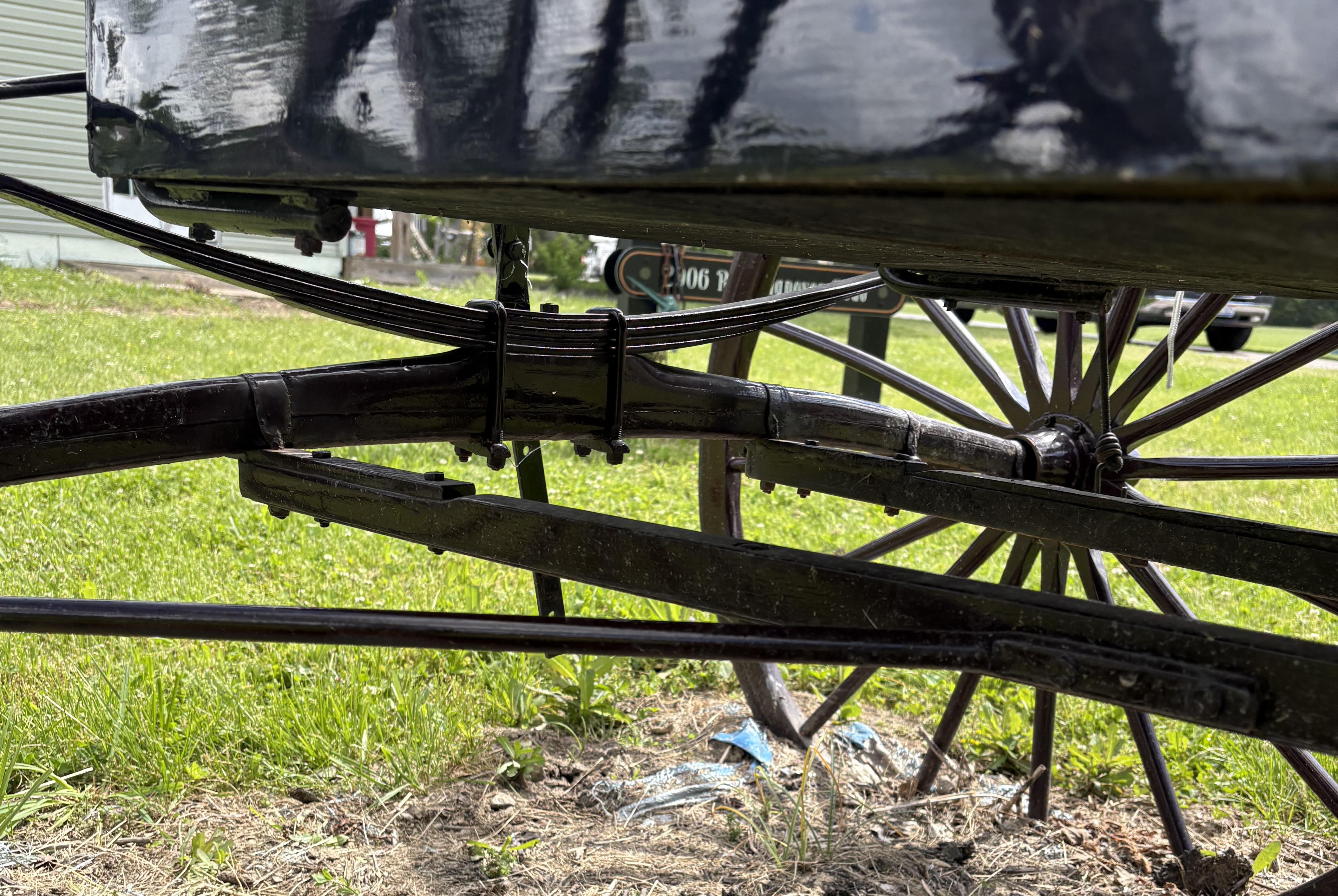 Miller & Yoder Phaeton Horse-Drawn Surrey Carriage