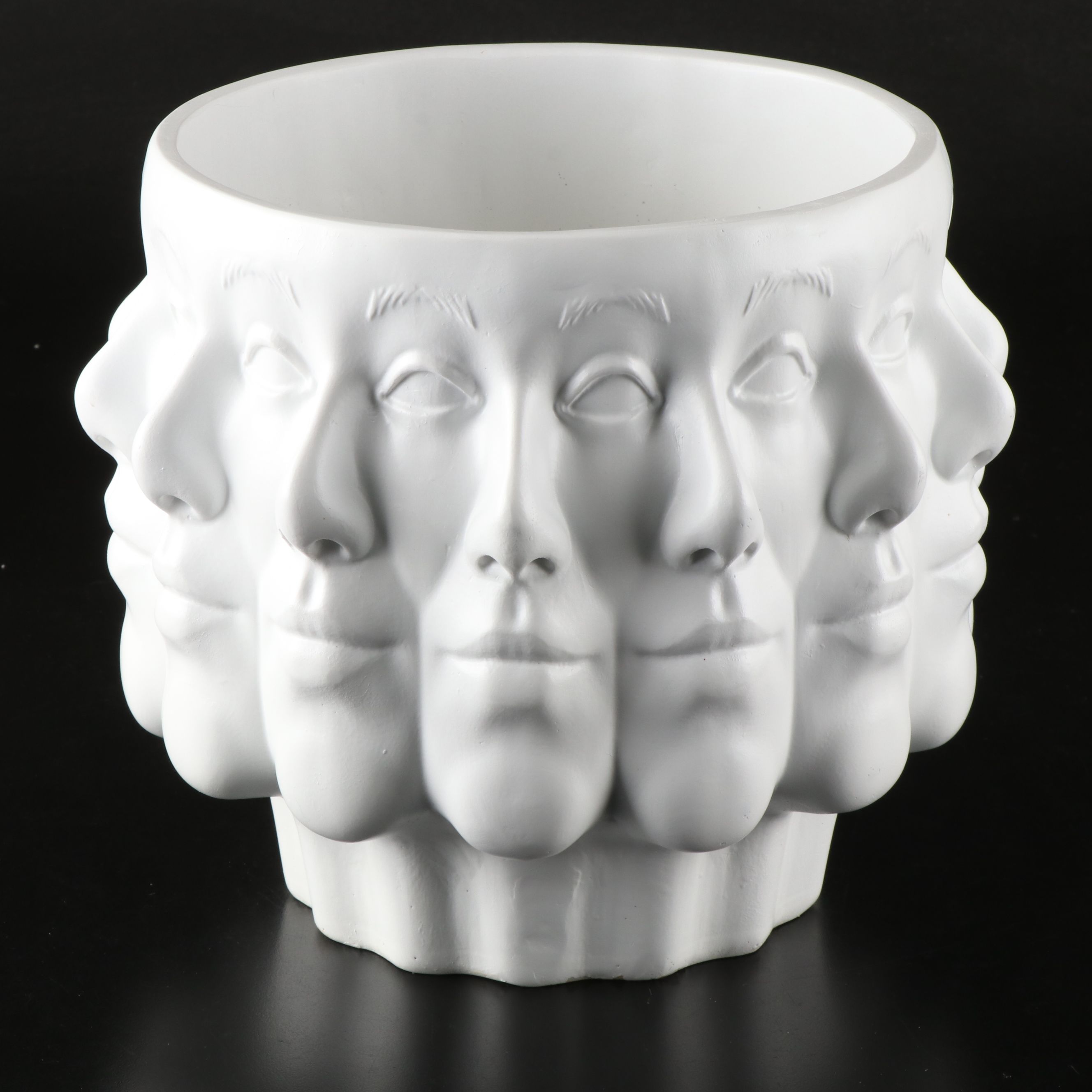 Contemporary Perpetual Face Planter
