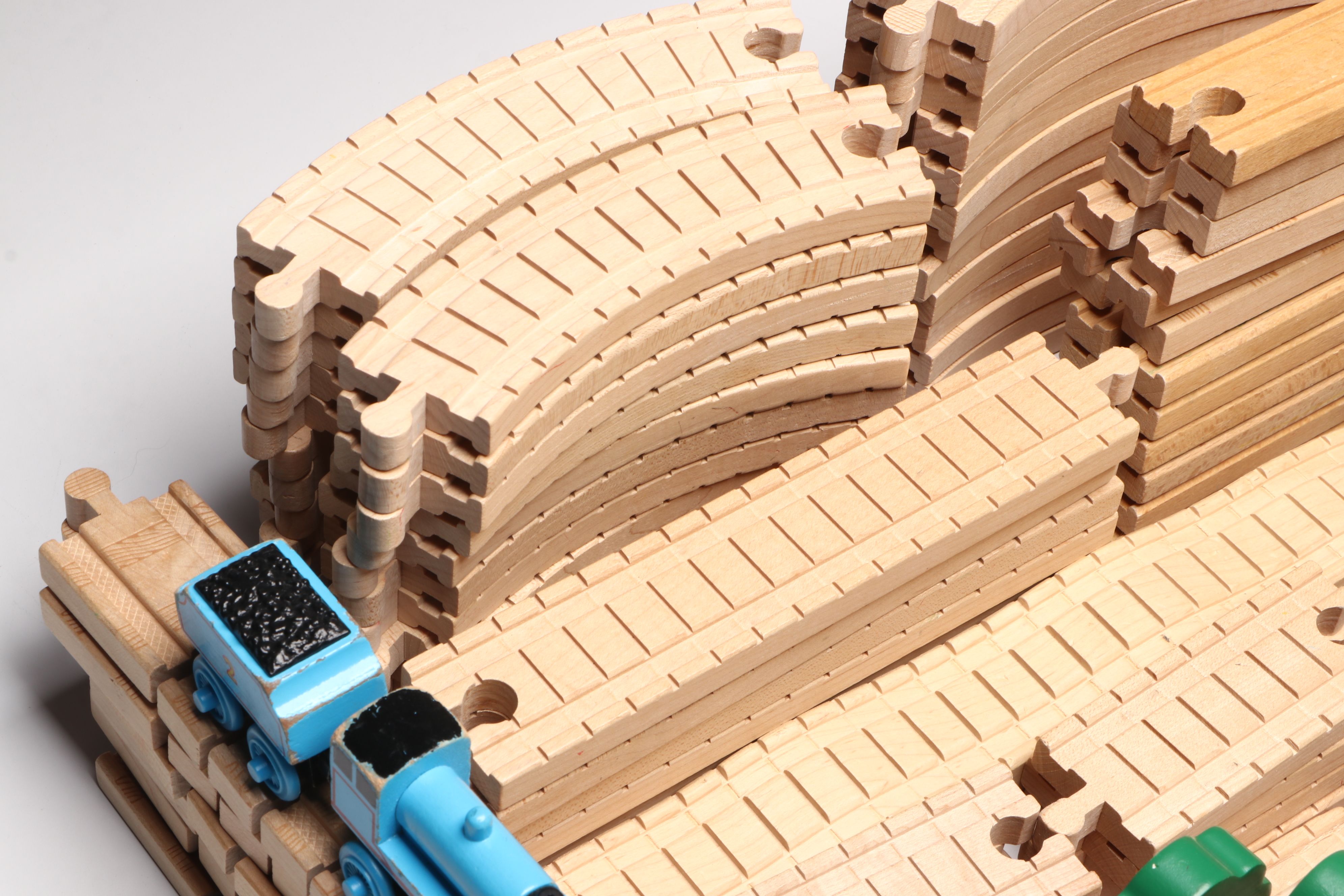 "Thomas the Tank Engine & Friends" with Wooden Tracks and Other Accessories