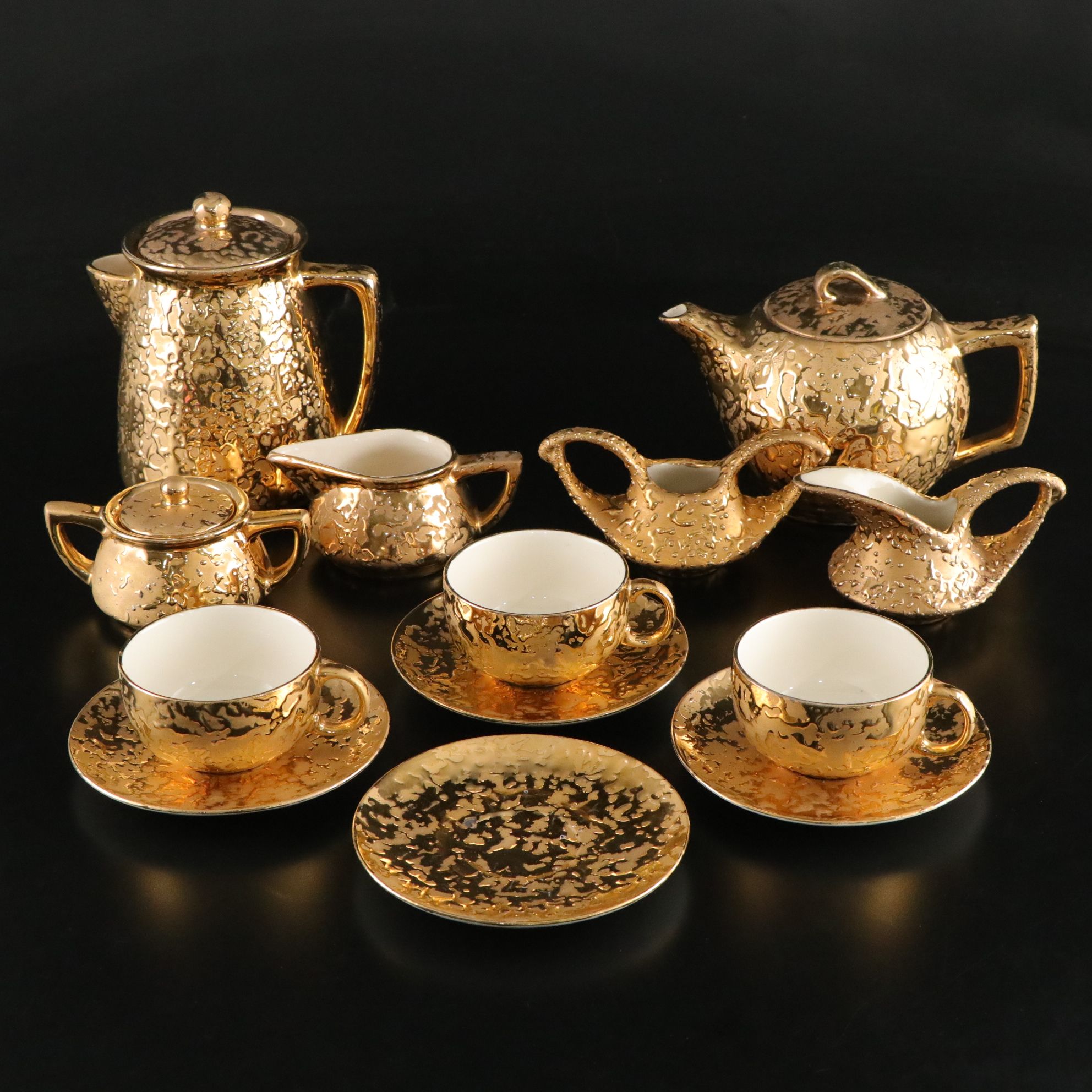 McCoy "Weeping Gold" Ceramic Tea Set with 24K Gold Drip Detail, Mid-20th Century