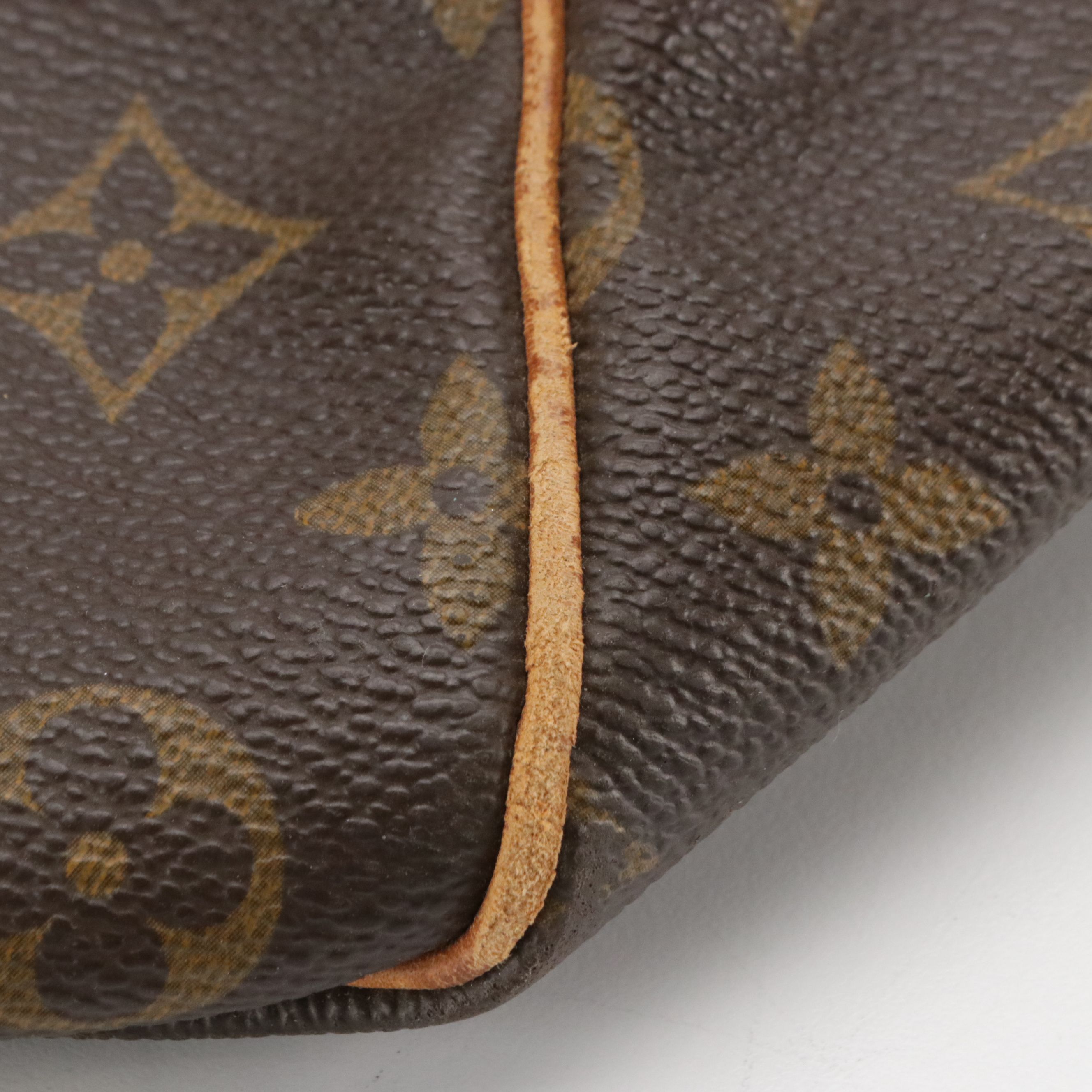 Louis Vuitton Keepall 45 Duffle Bag in Monogram Canvas and Vachetta Leather