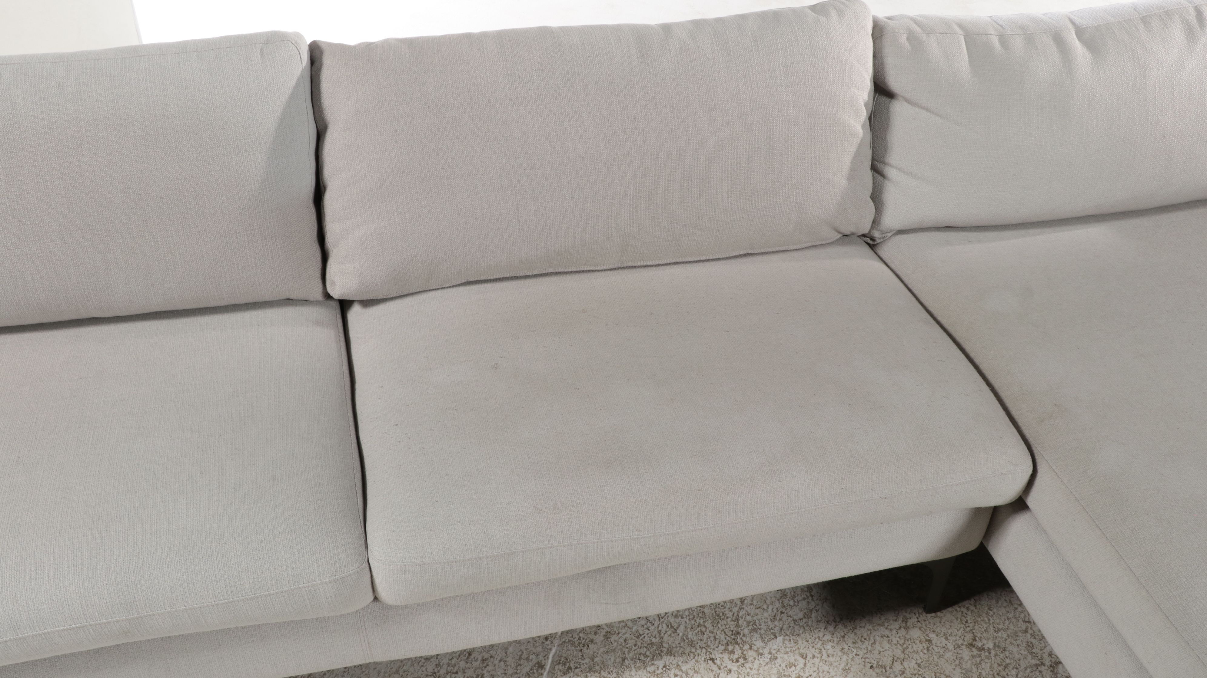 Modern Two-Piece Left-Arm Facing Chaise Sectional Sofa, 21st Century