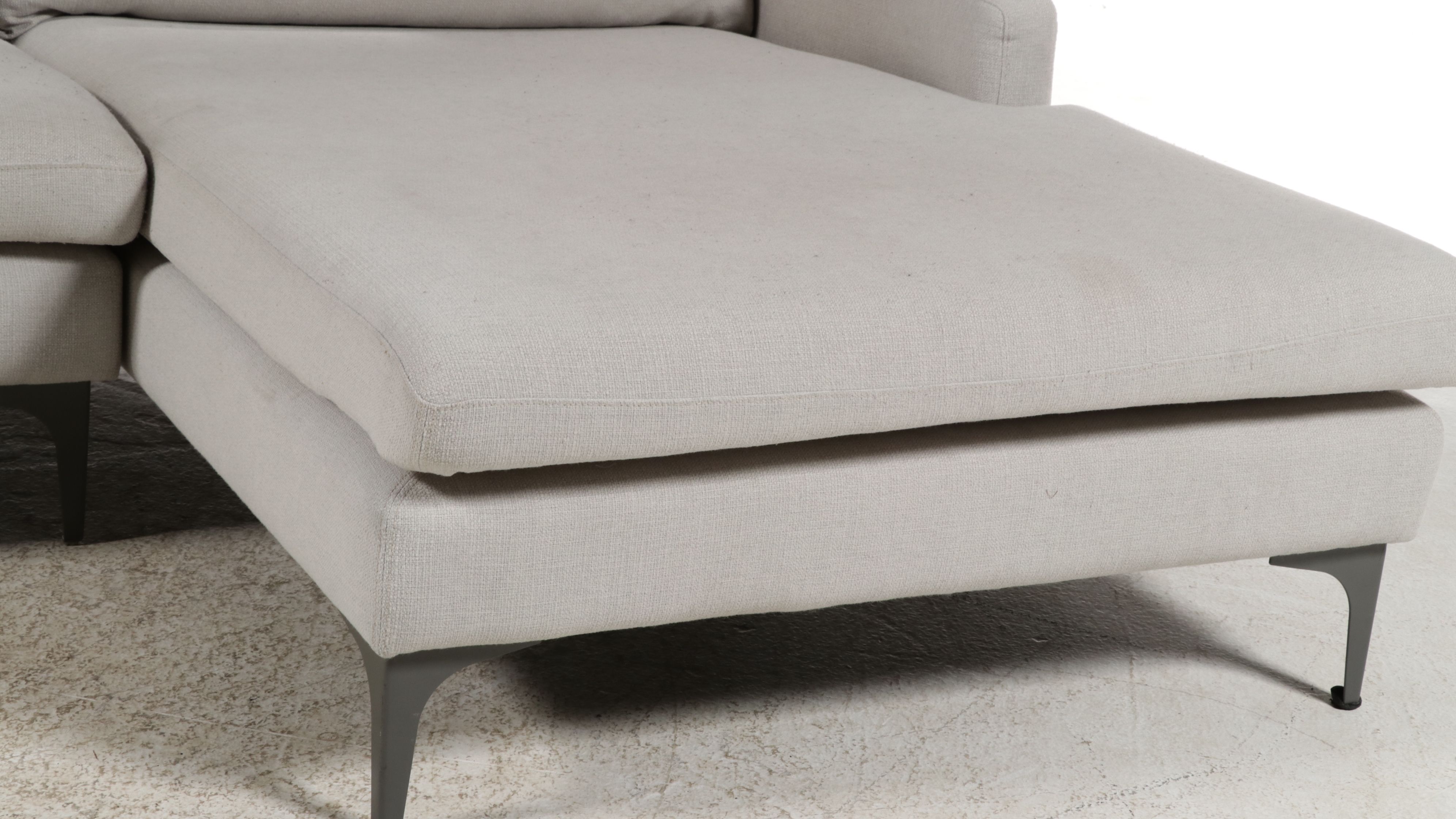 Modern Two-Piece Left-Arm Facing Chaise Sectional Sofa, 21st Century