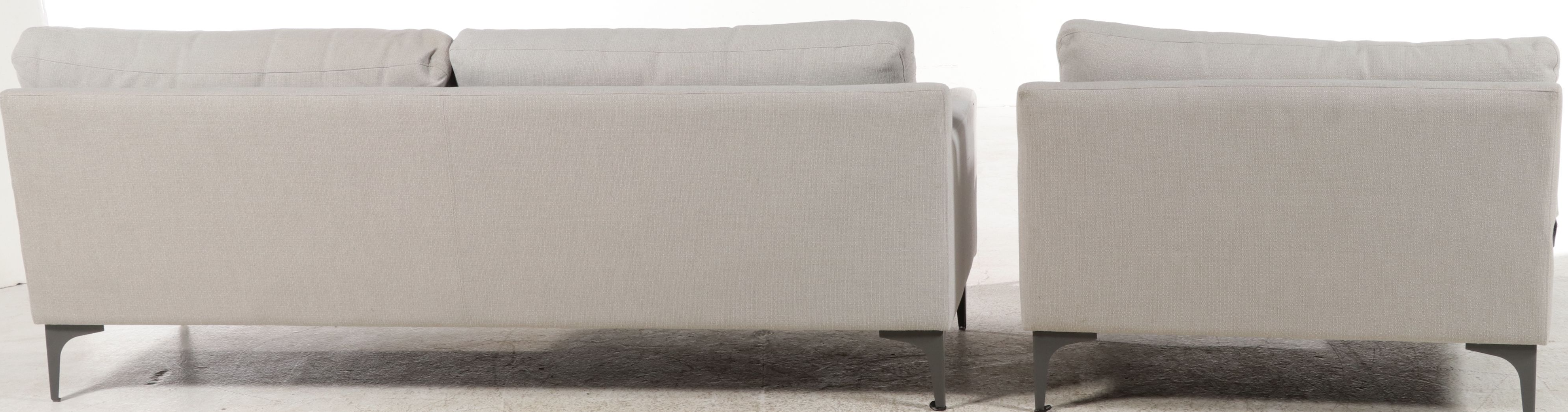 Modern Two-Piece Left-Arm Facing Chaise Sectional Sofa, 21st Century