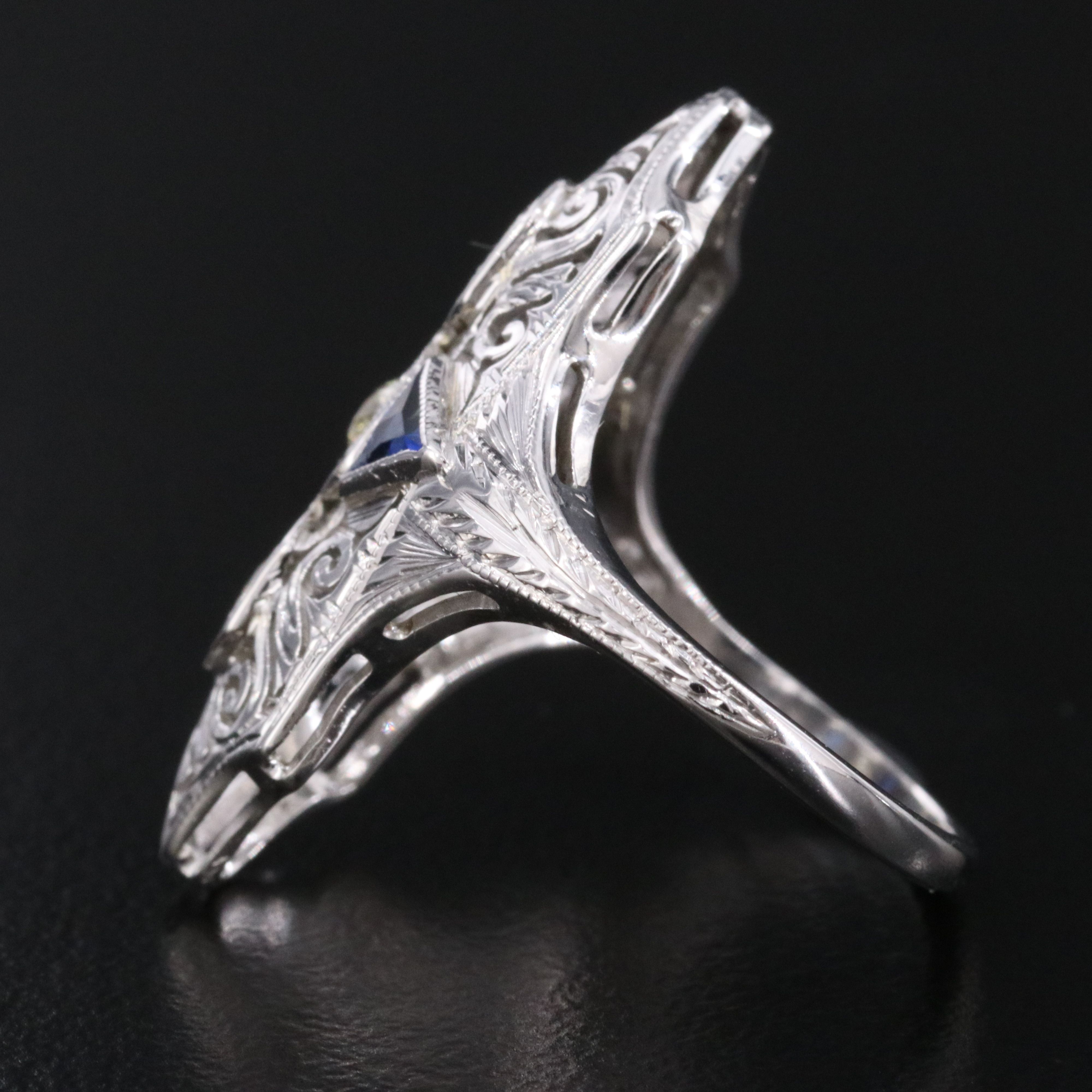 Vintage 18K 0.23 CTW Diamond and Ring