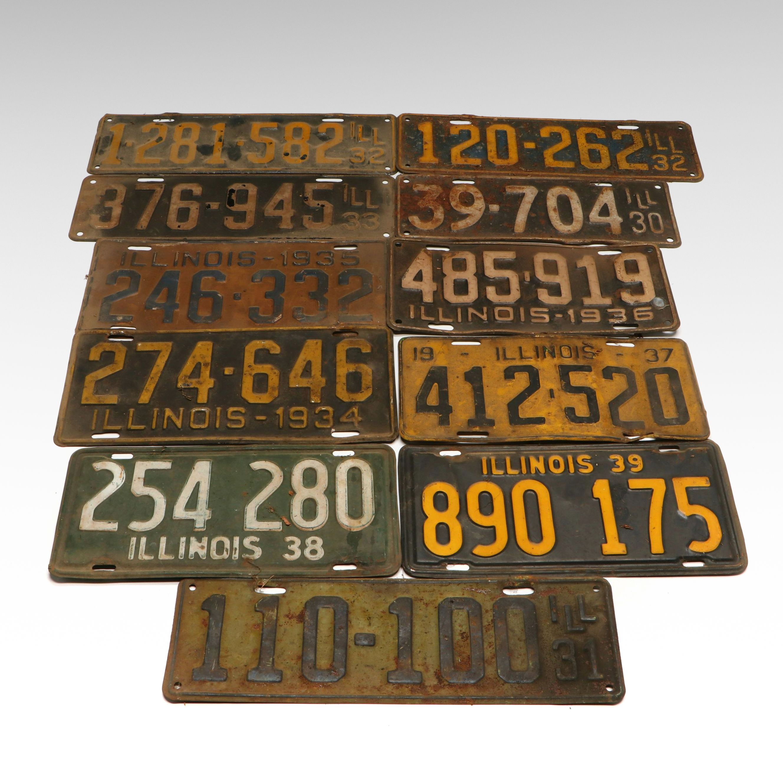 1930s Illinois License Plates