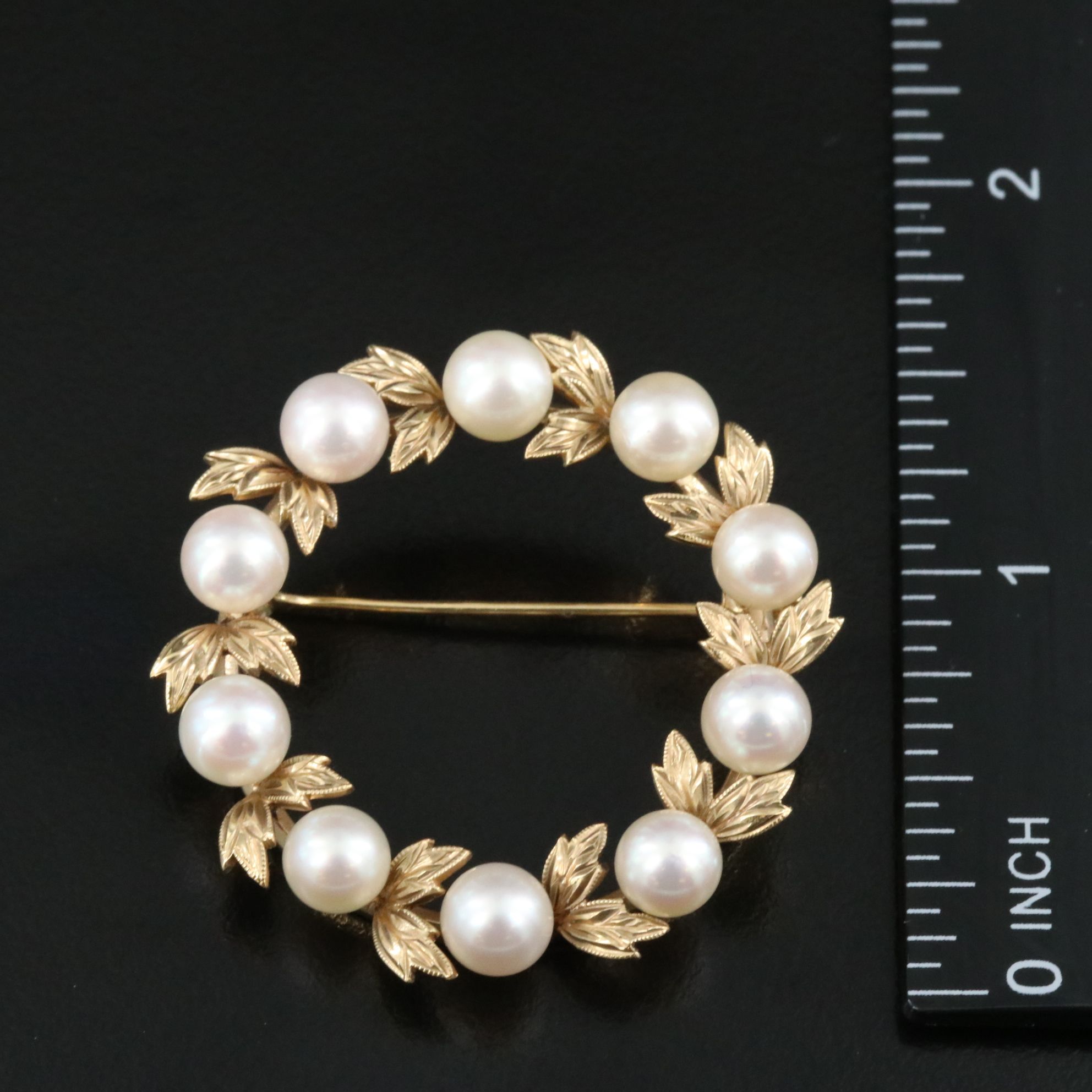 Mikimoto 14K Pearl Wreath Brooch