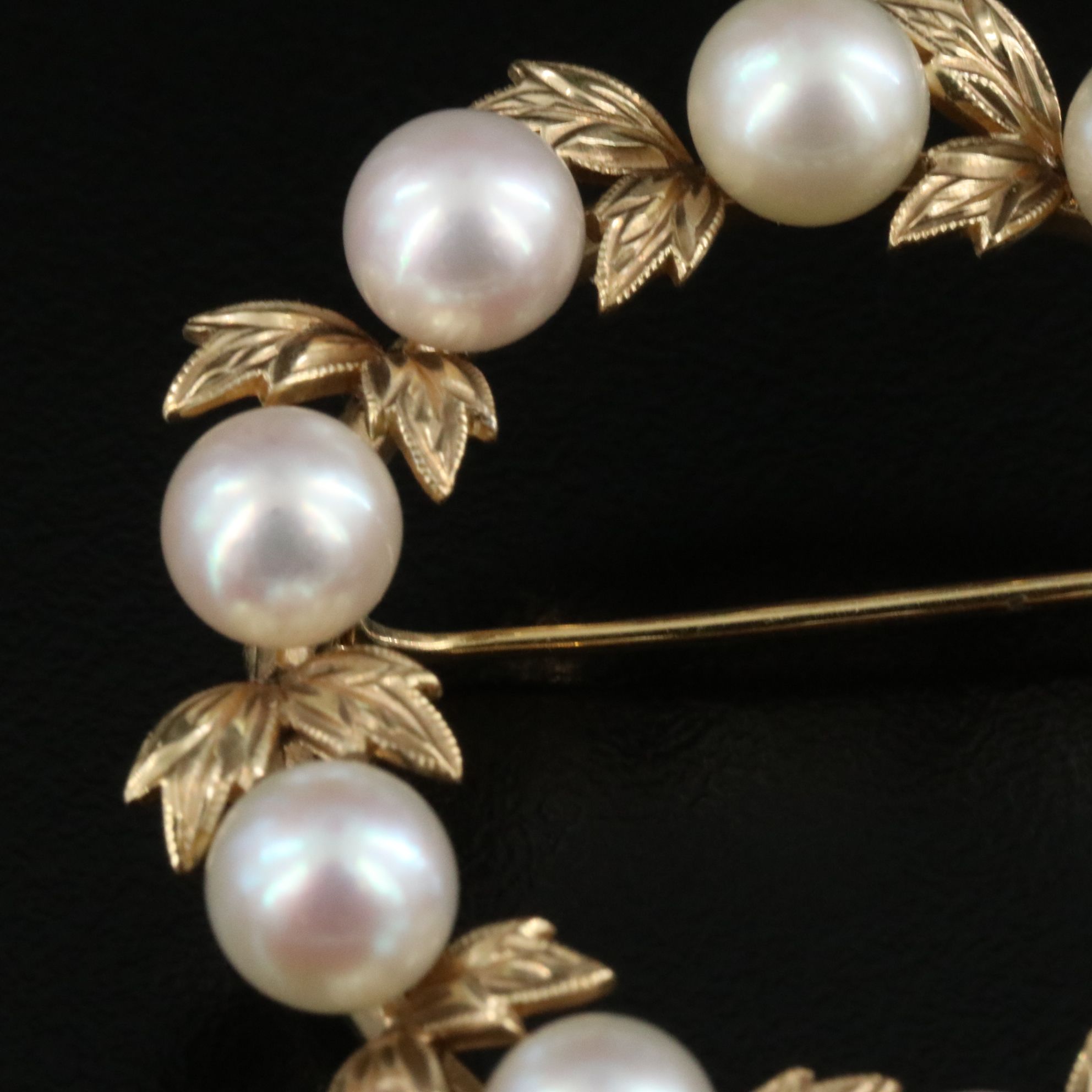 Mikimoto 14K Pearl Wreath Brooch