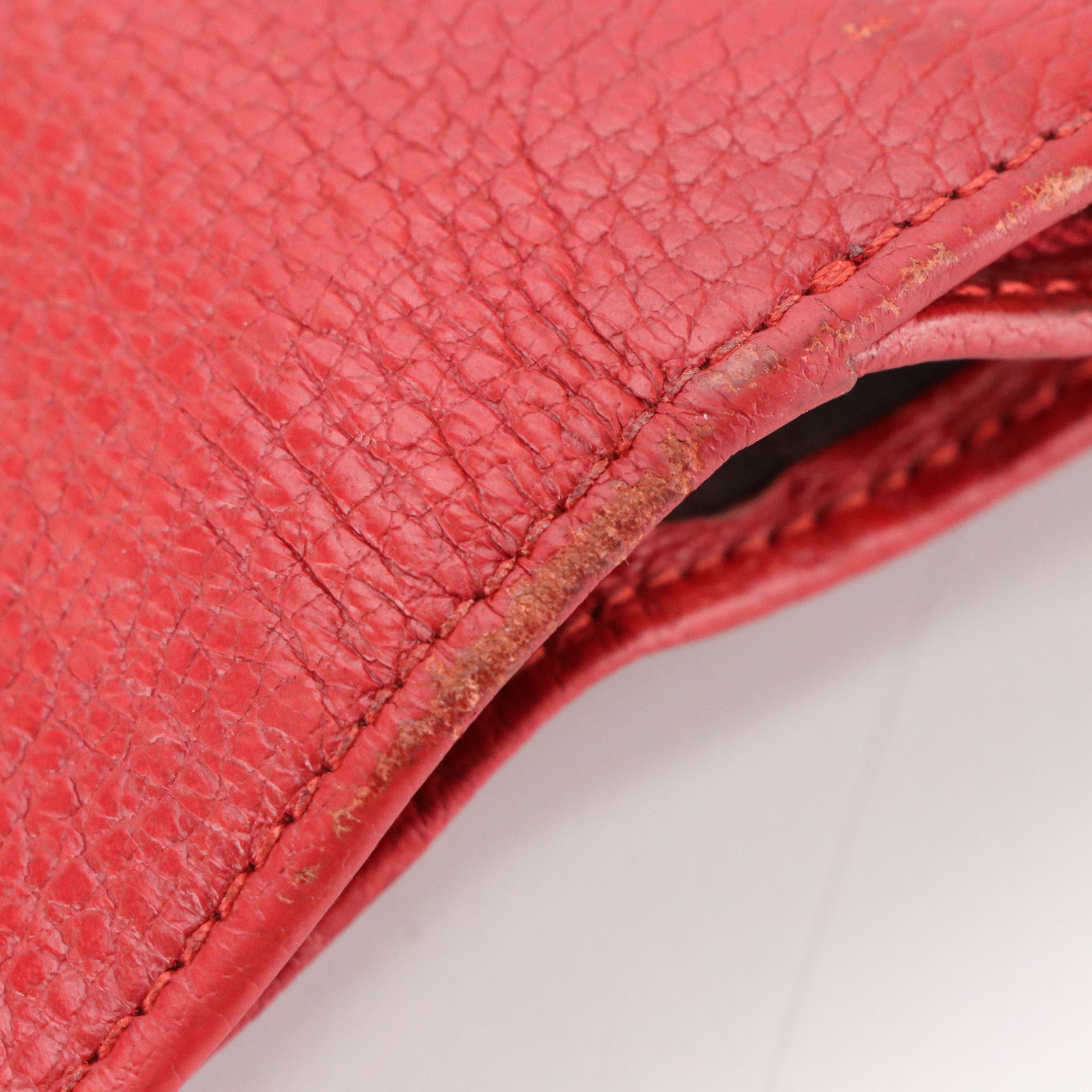 Gucci GG Marmont Compact Wallet in Red Grained Calfskin Leather