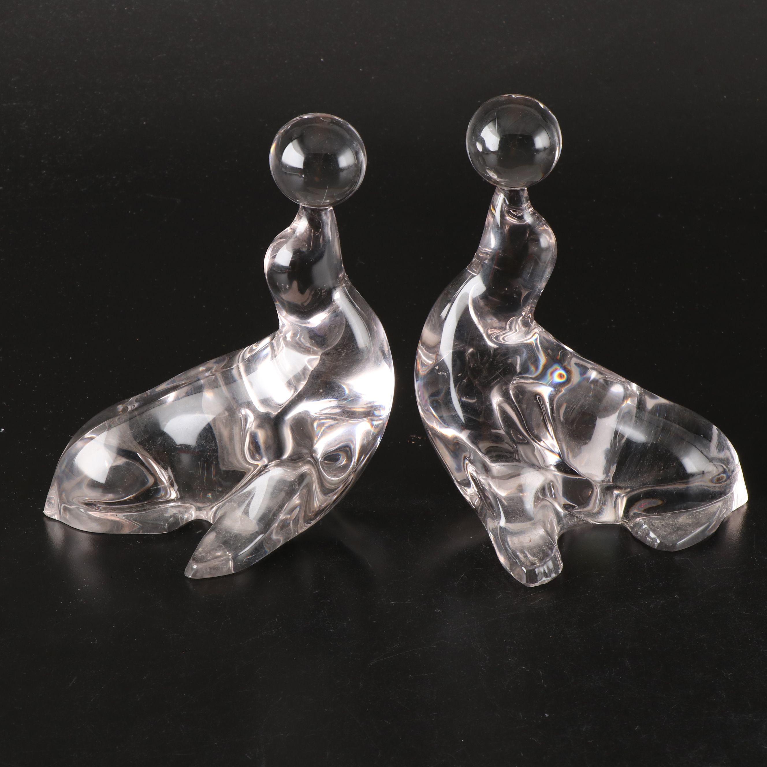 New Martinsville Glass Seal with Ball Bookend Pair