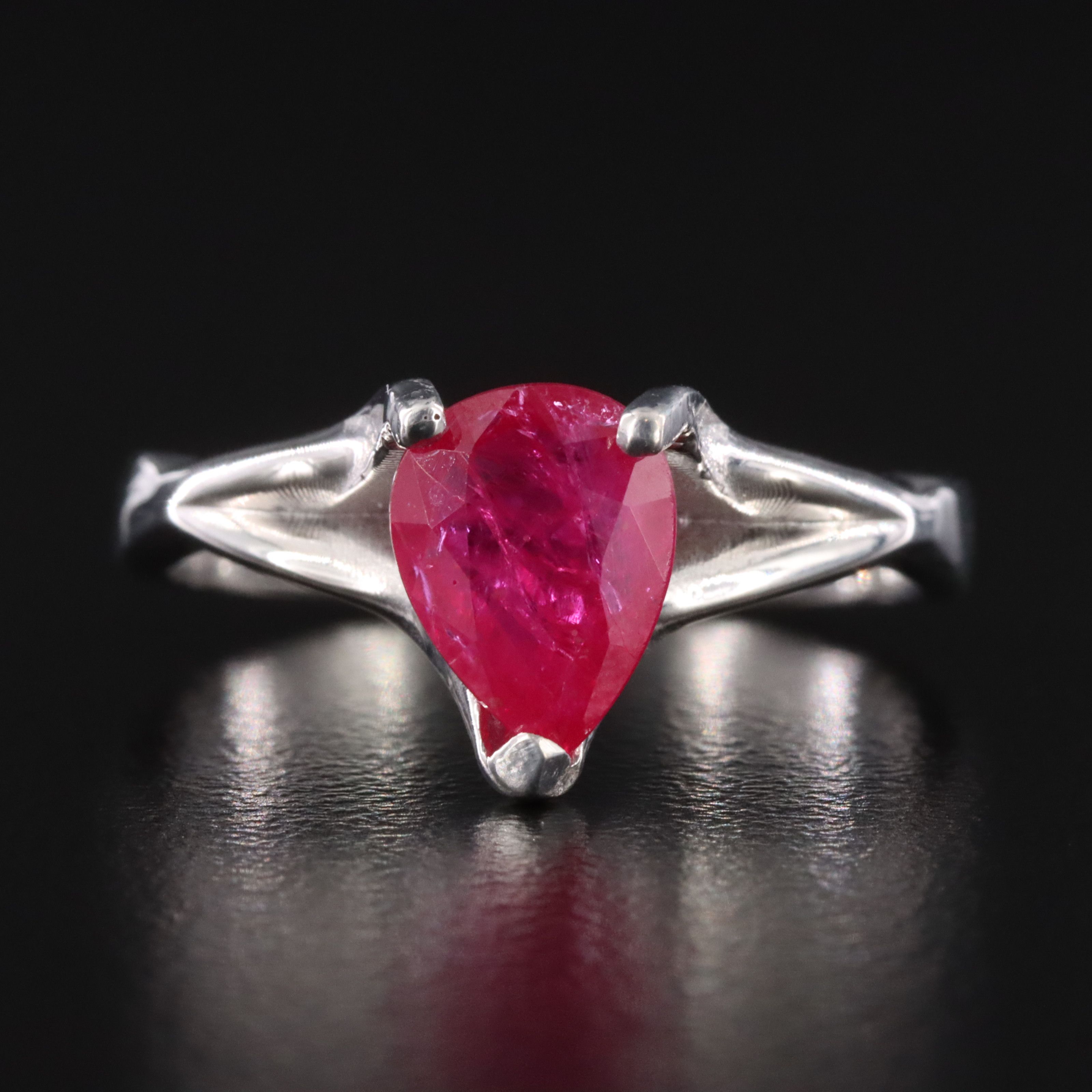 14K Ruby Ring | EBTH