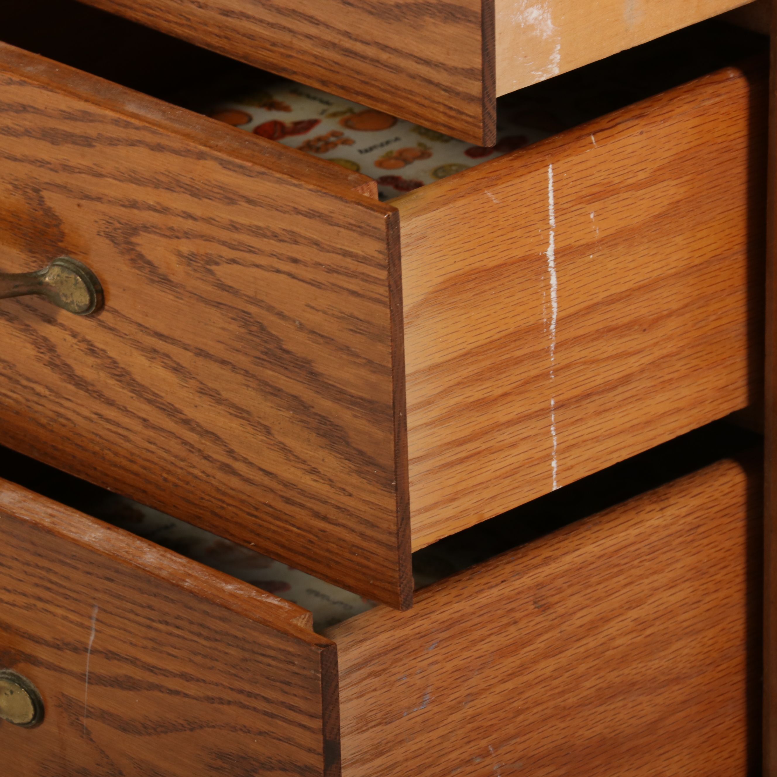 Mid Century Modern Walnut Veneer Desk with Raised Kidney-Shaped Top, 1960s