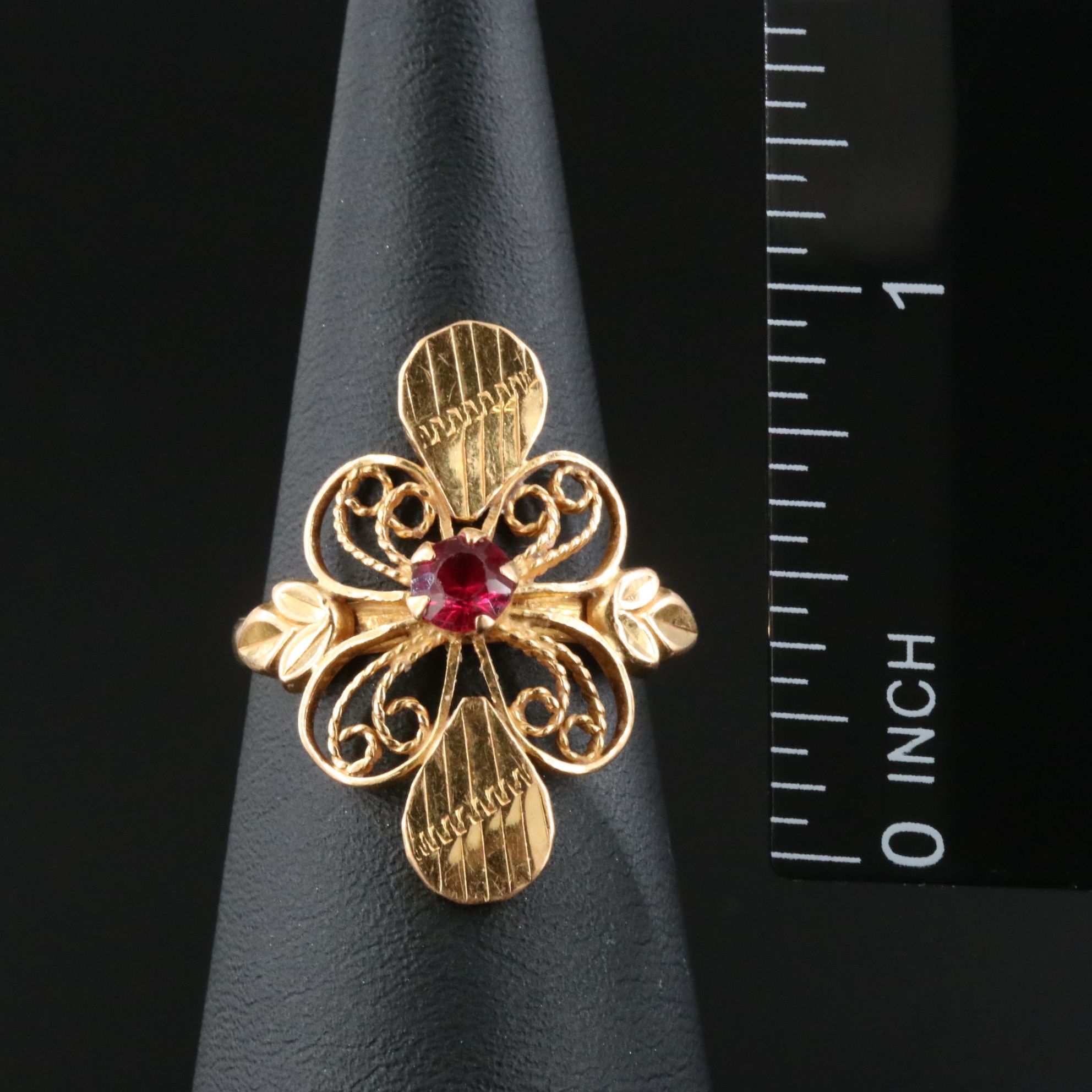 21K Ruby Floral Filigree Ring