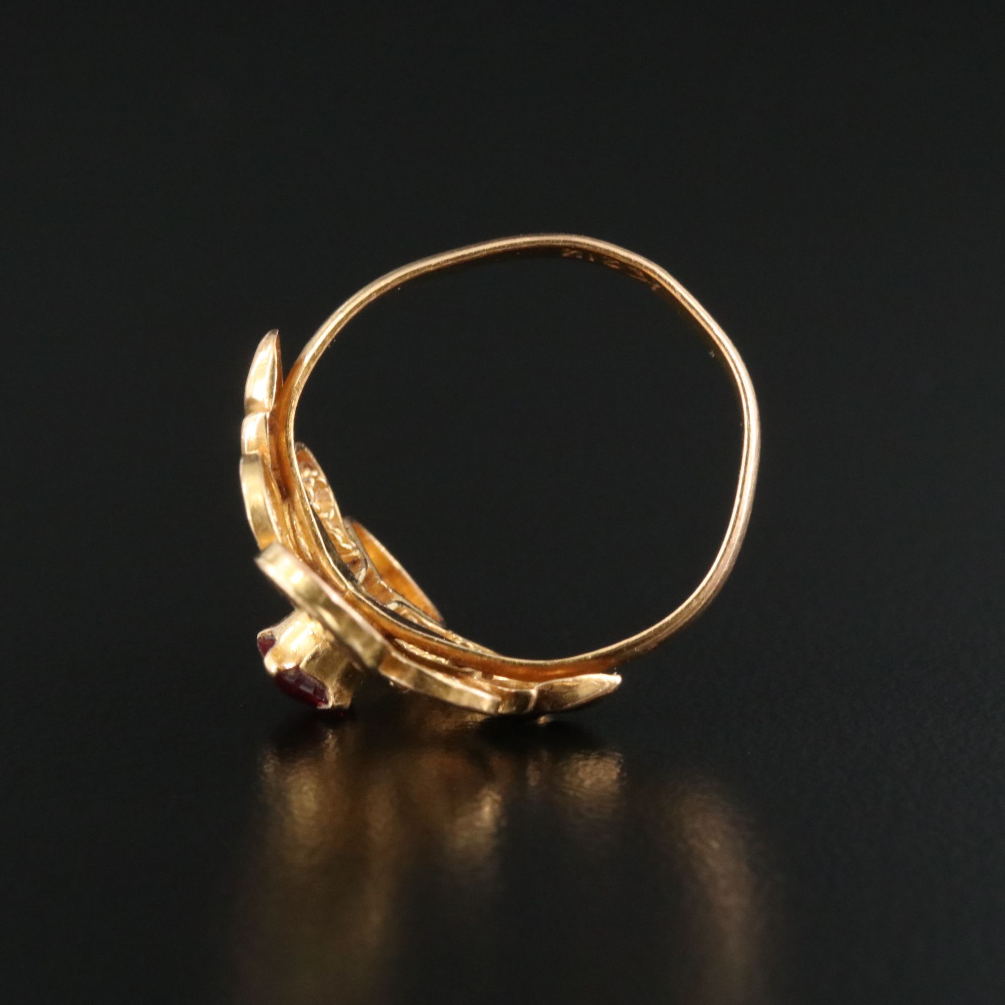 21K Ruby Floral Filigree Ring