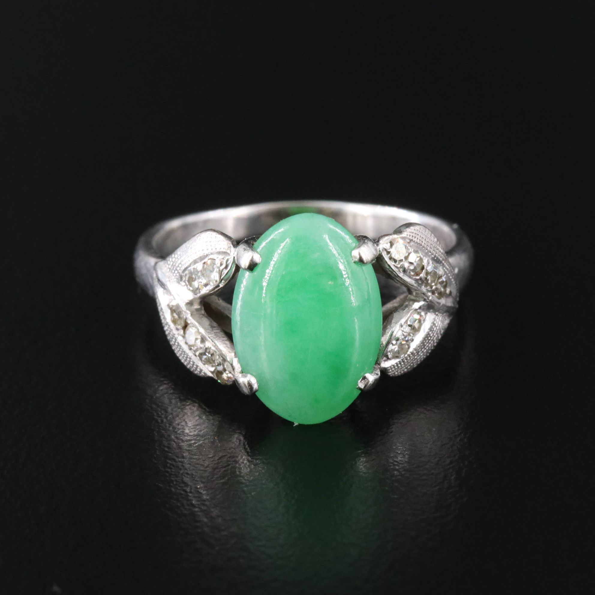 Vintage Silver Gold Alloy Jadeite and Diamond Ring