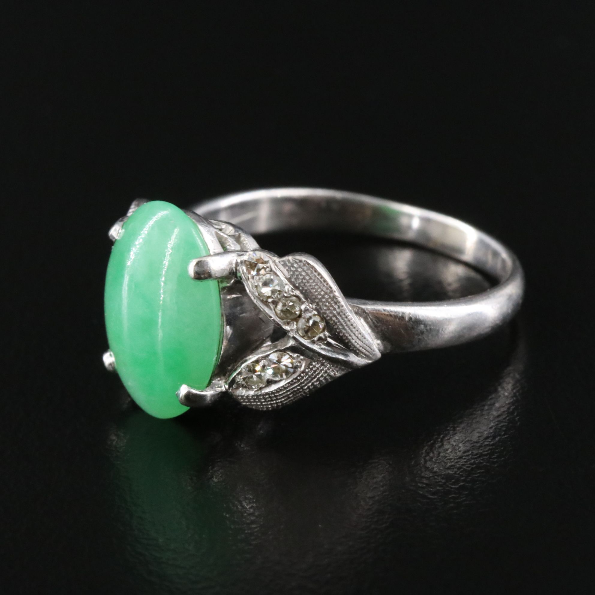 Vintage Silver Gold Alloy Jadeite and Diamond Ring
